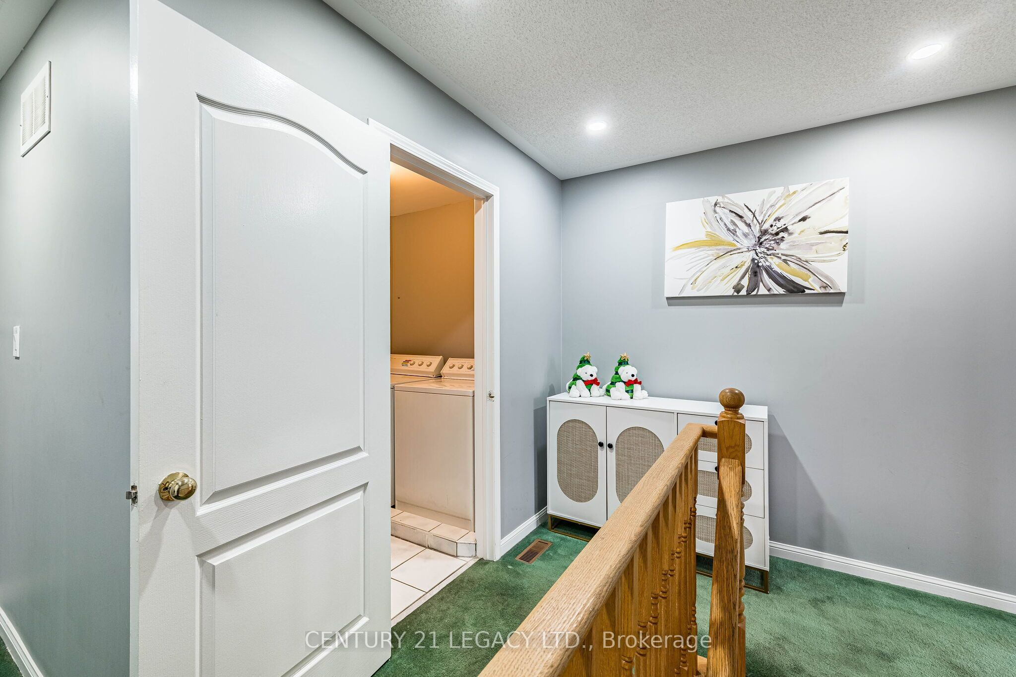 64 Narrow Valley Crescent Property Photo 39
