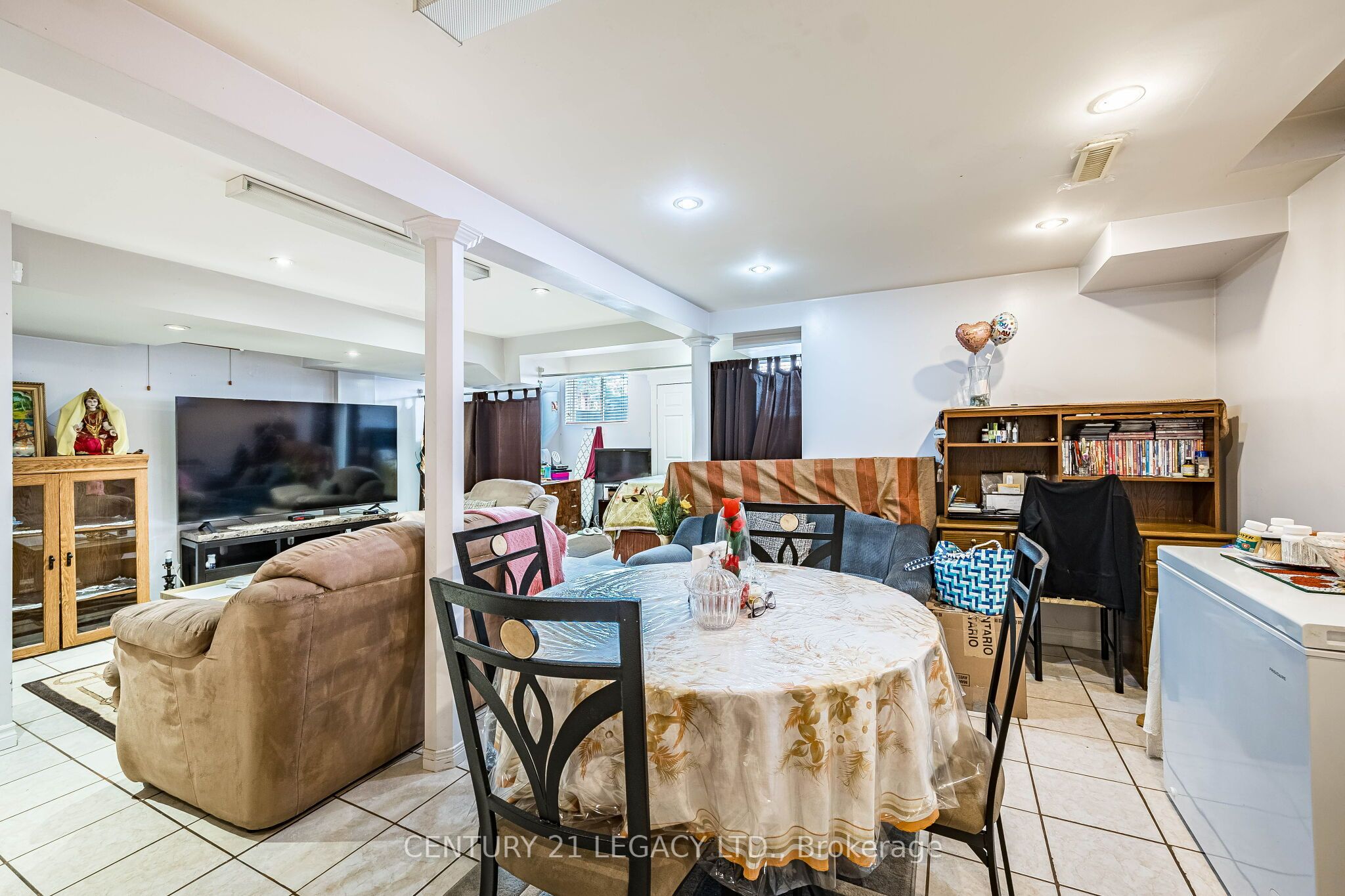 64 Narrow Valley Crescent Property Photo 41