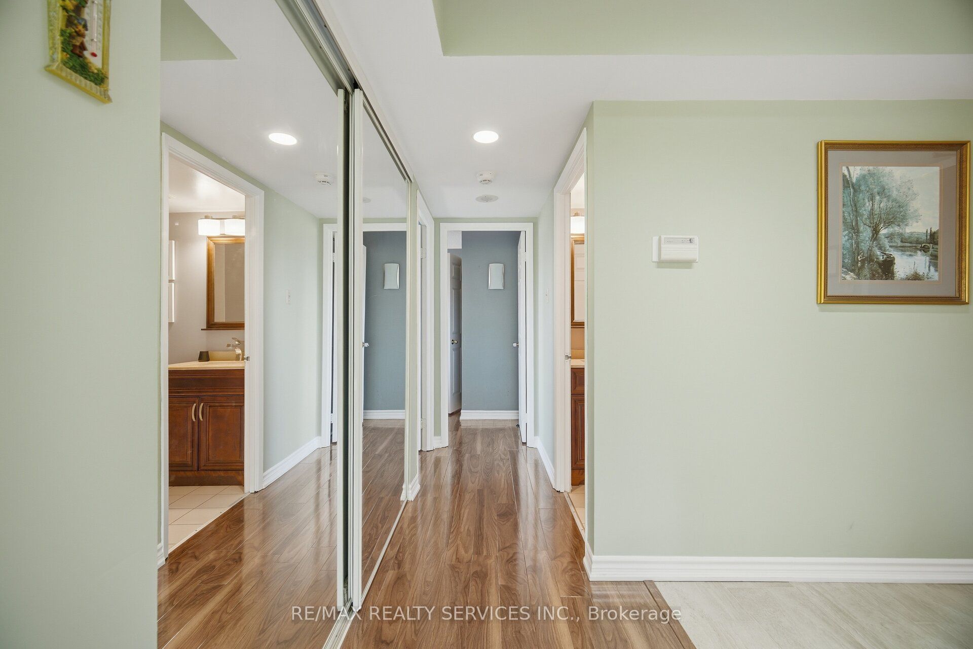330 Mill Street S 404 Property Photo 18