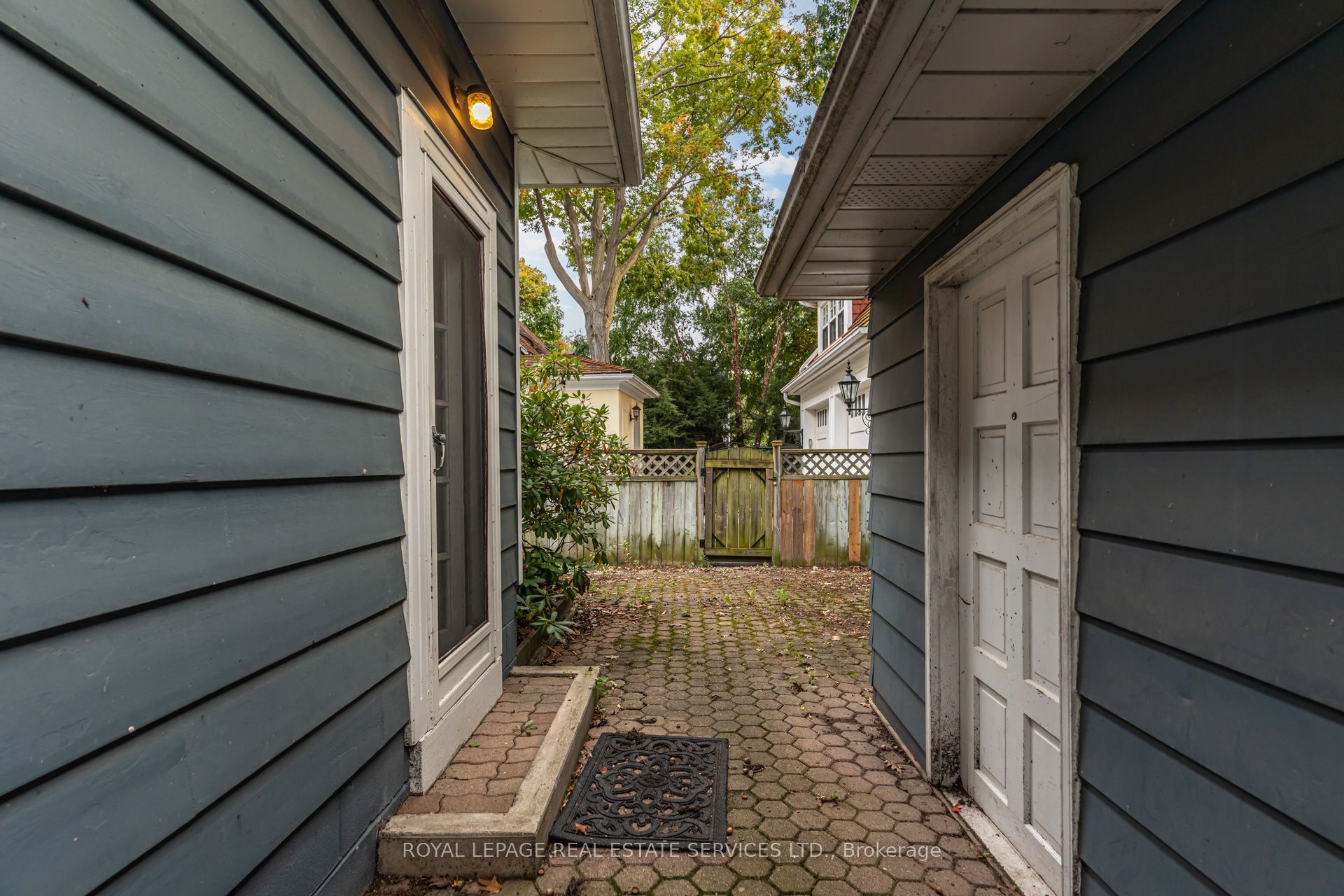 374 Spruce Street Property Photo 37