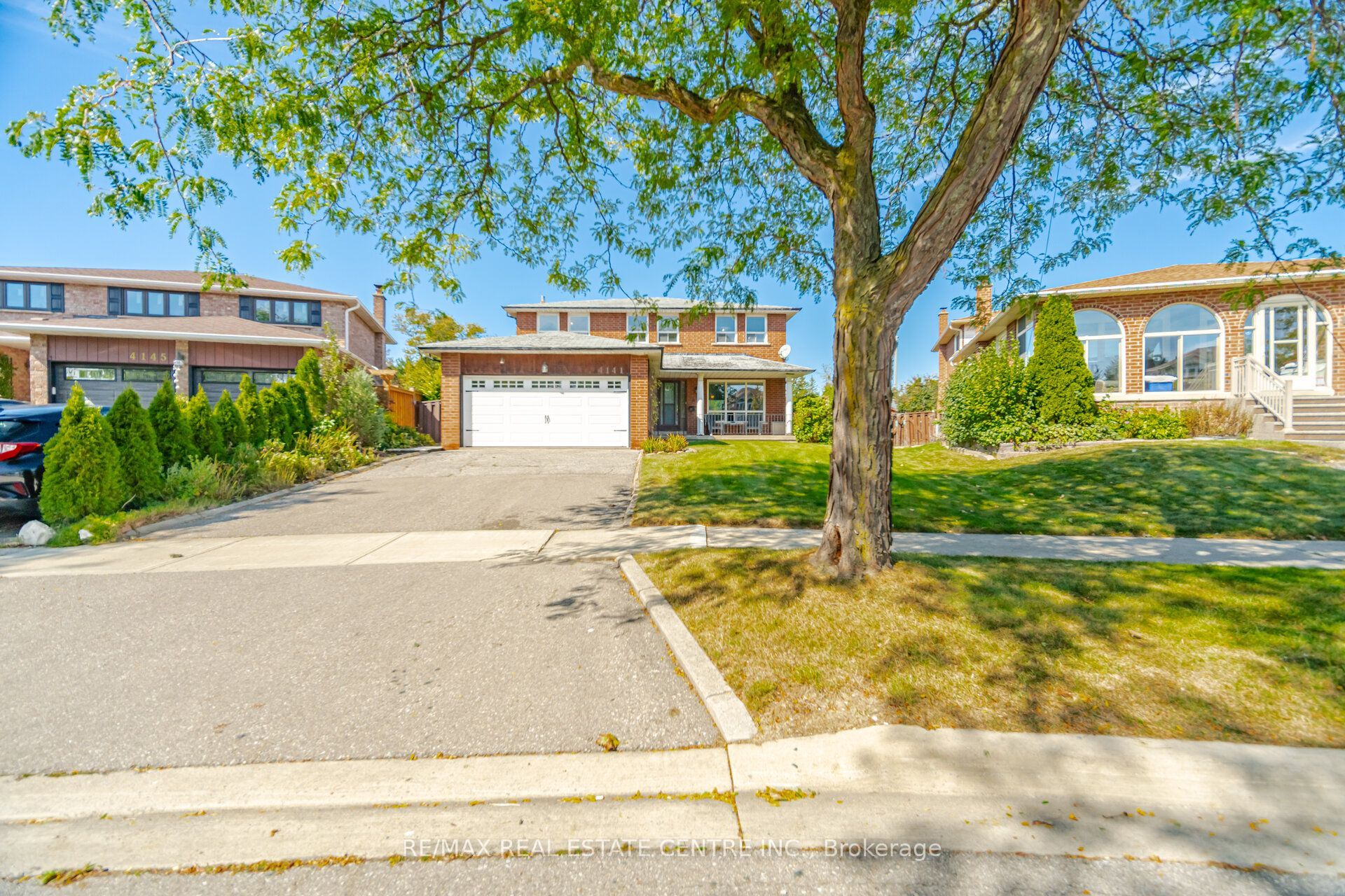 4141 Twine Crescent Property Photo 1