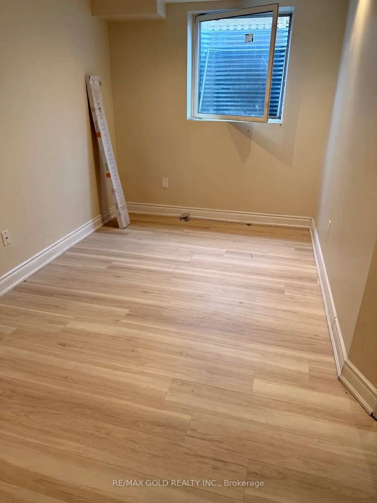 9 Dunlop Court Bsmt Property Photo 5