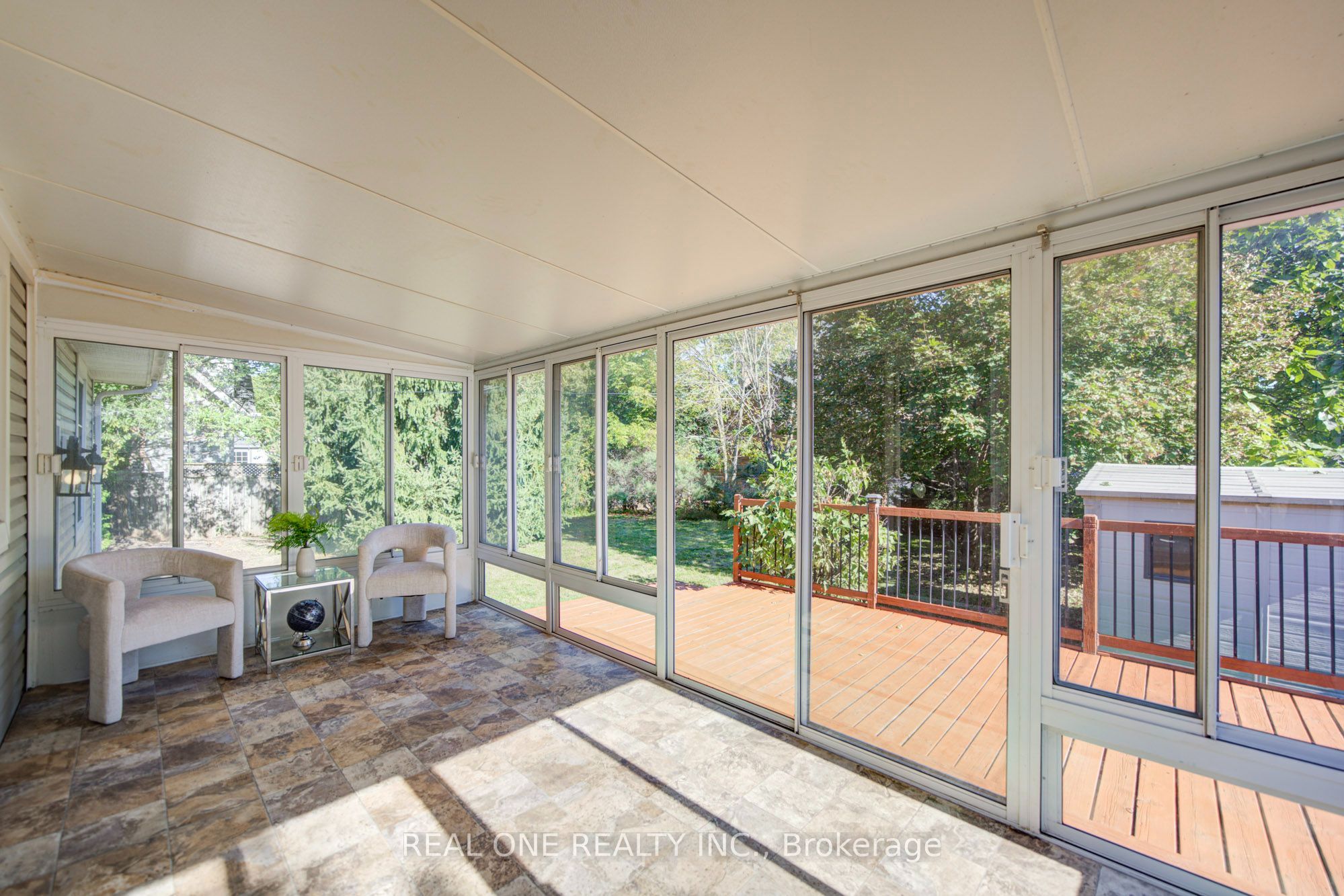1099 Kent Avenue Property Photo 19