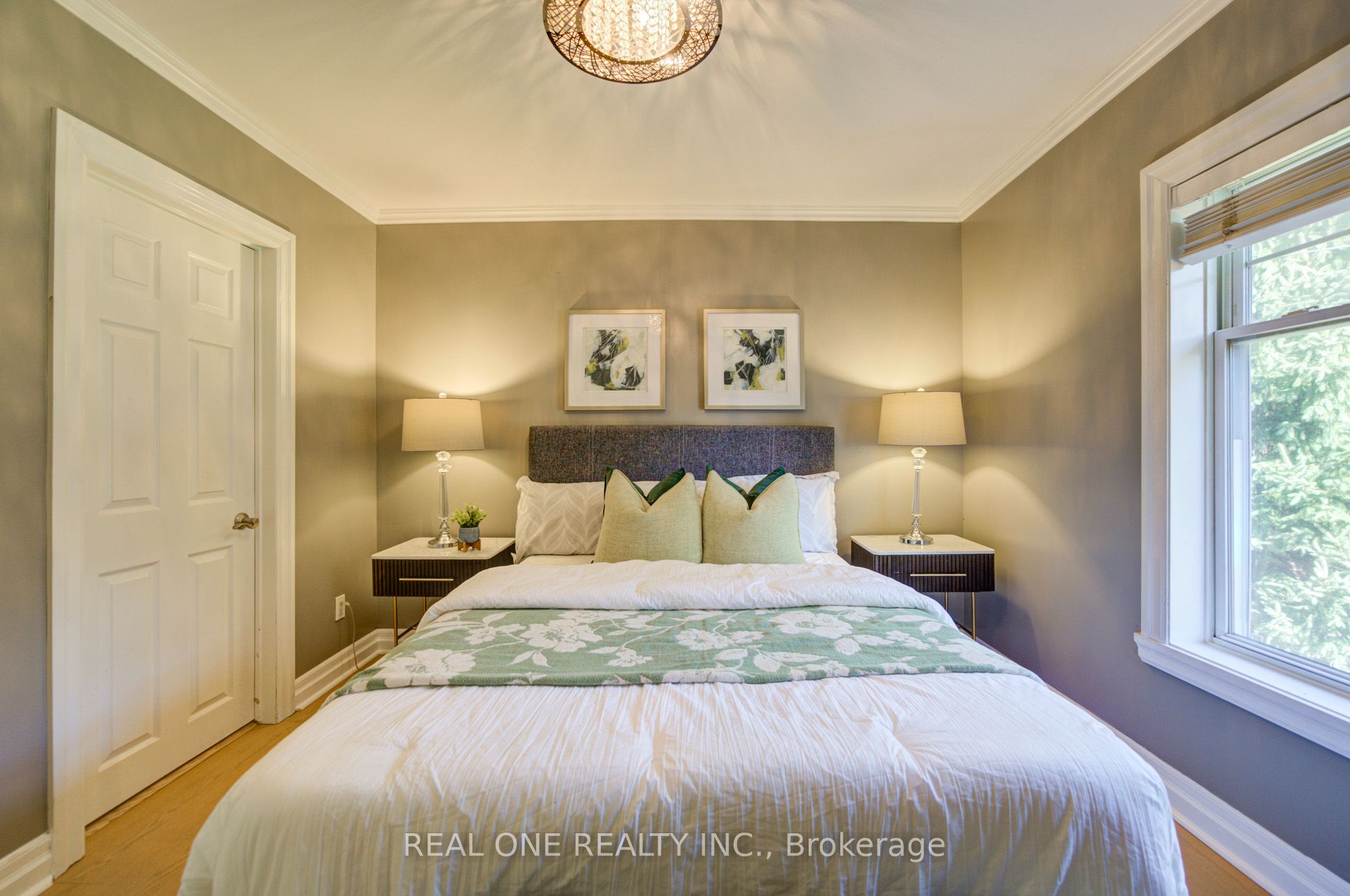 1099 Kent Avenue Property Photo 28