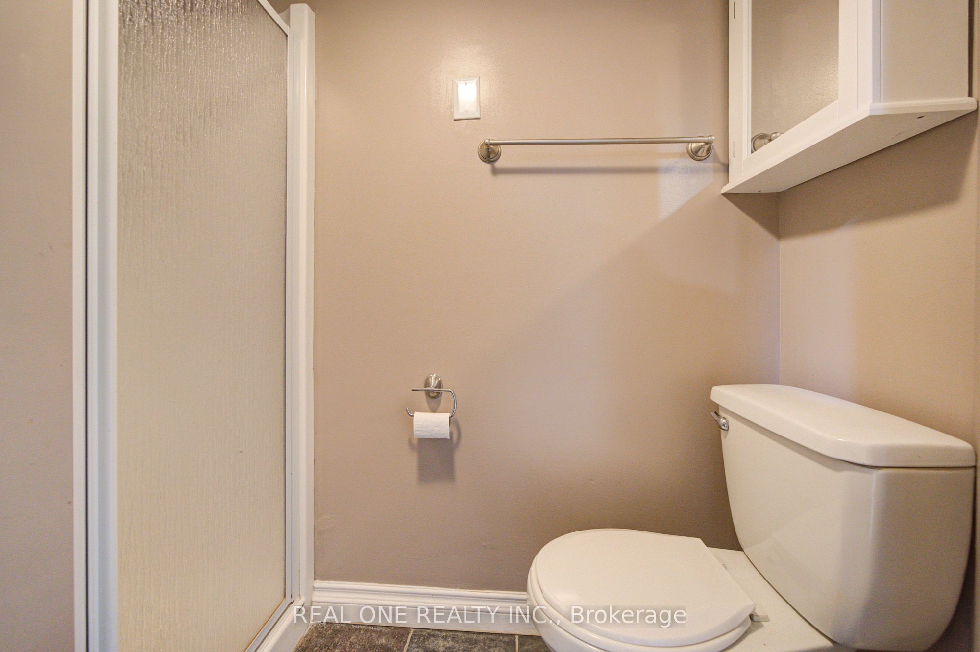 1099 Kent Avenue Property Photo 40