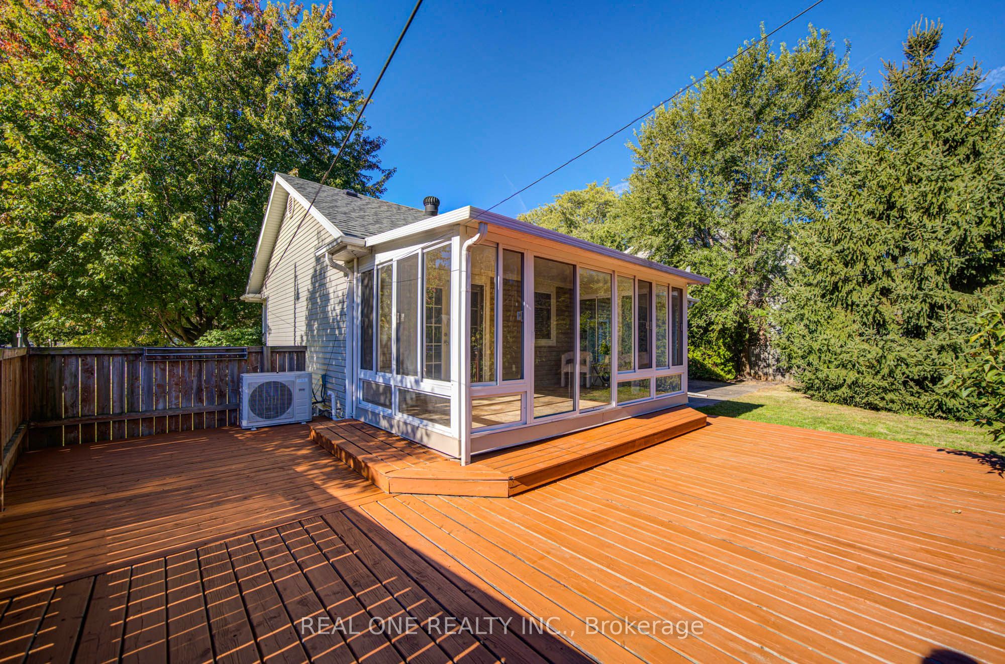 1099 Kent Avenue Property Photo 48