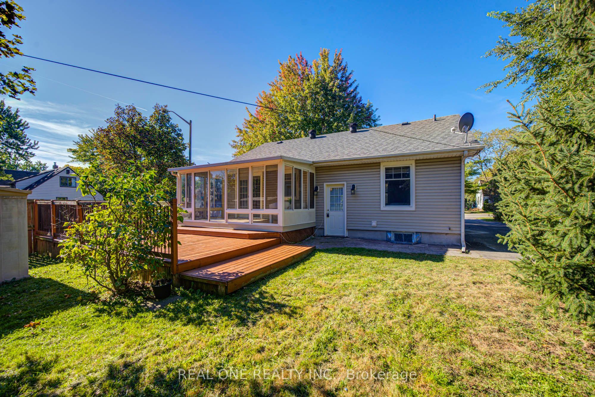 1099 Kent Avenue Property Photo 49