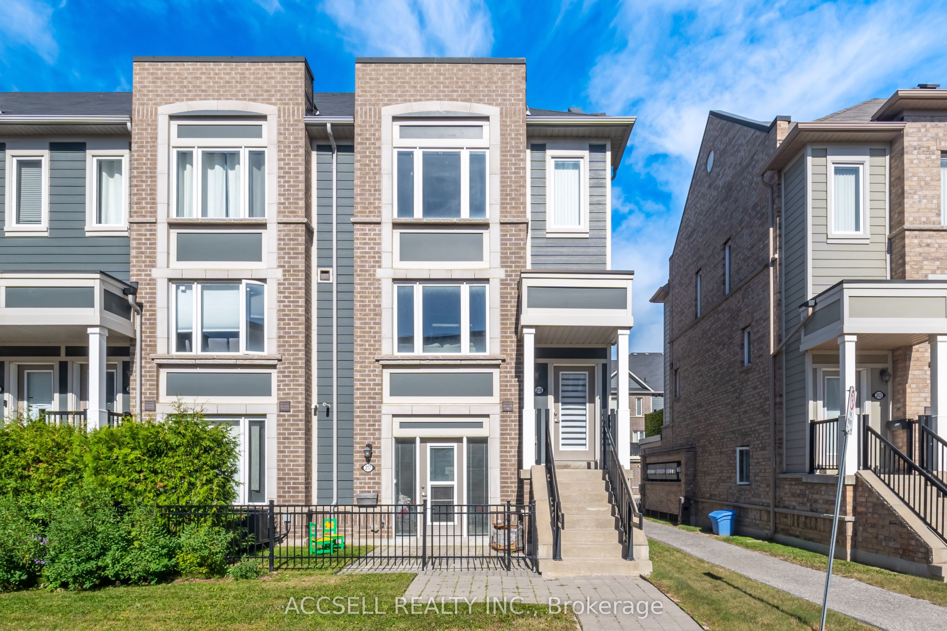 250 Sunny Meadow Boulevard 218 Property Photo 1