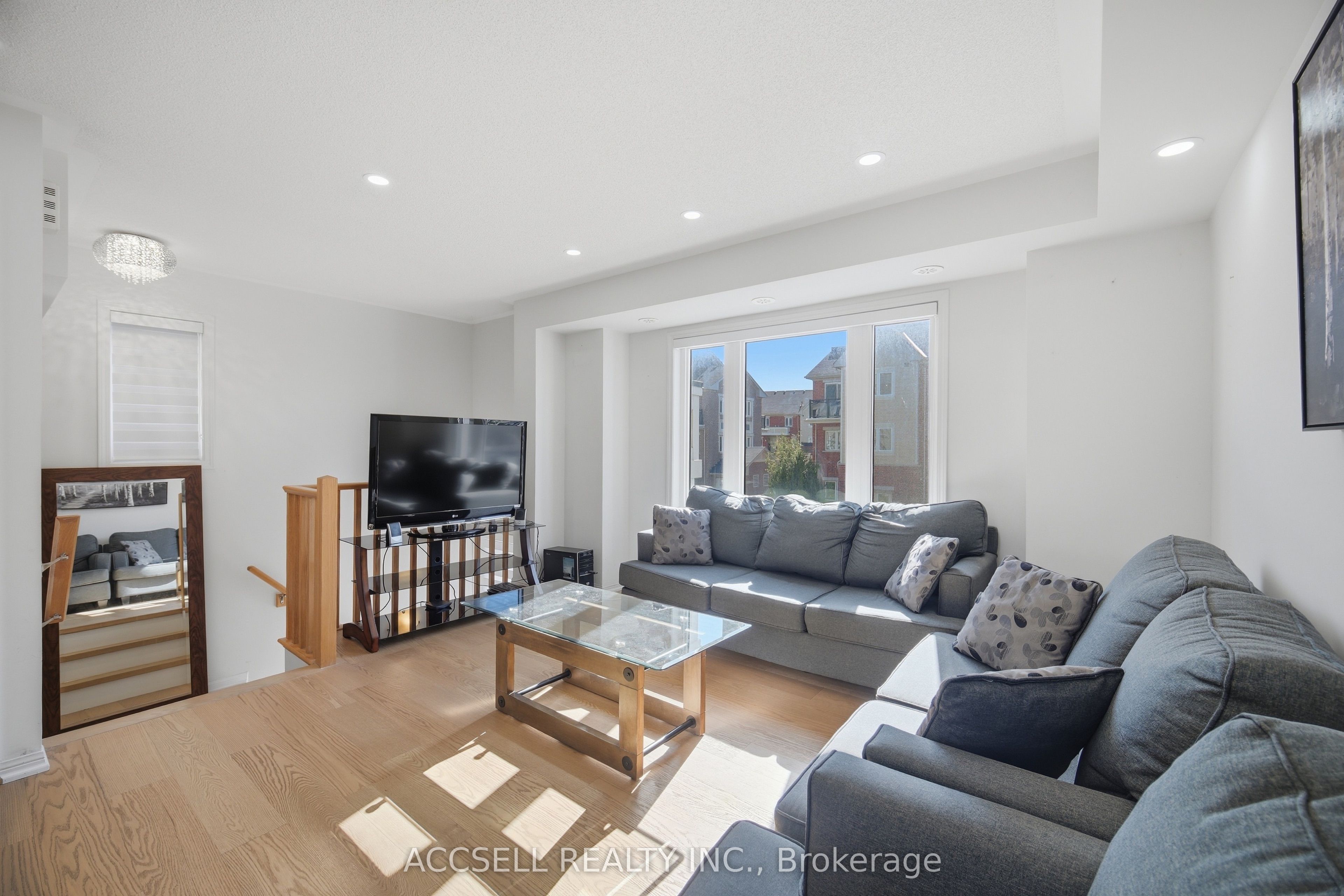 250 Sunny Meadow Boulevard 218 Property Photo 9