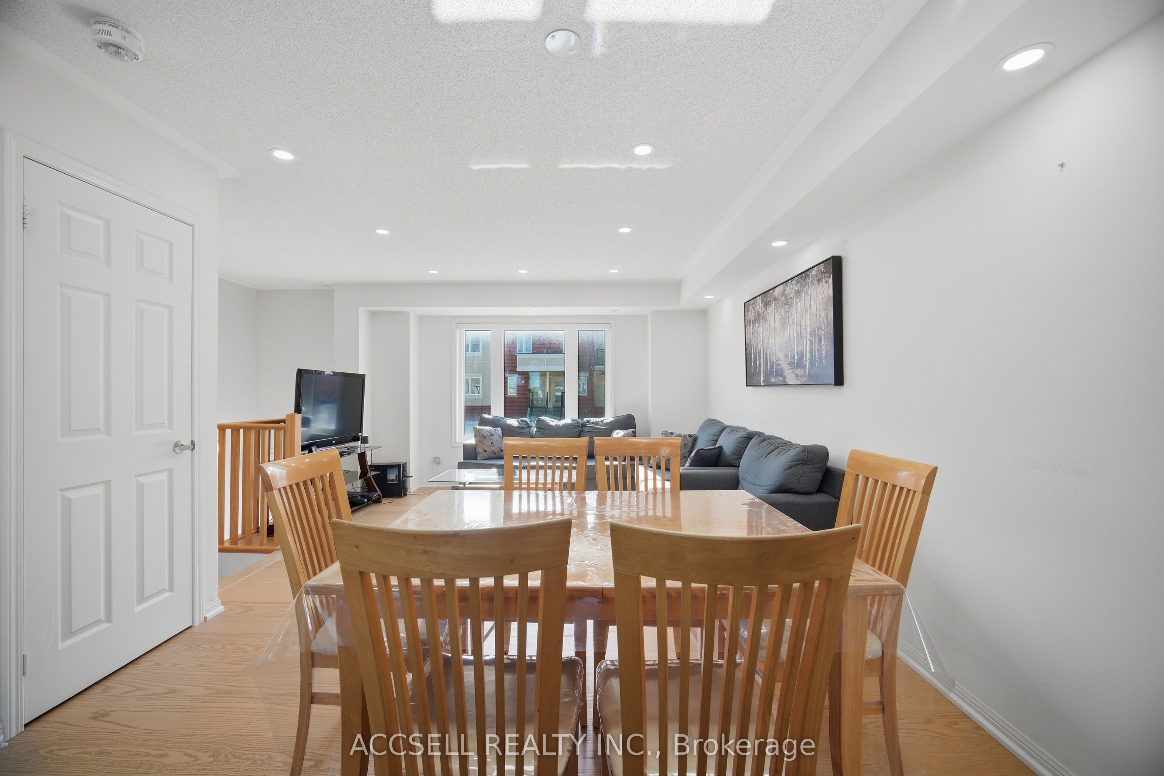 250 Sunny Meadow Boulevard 218 Property Photo 13