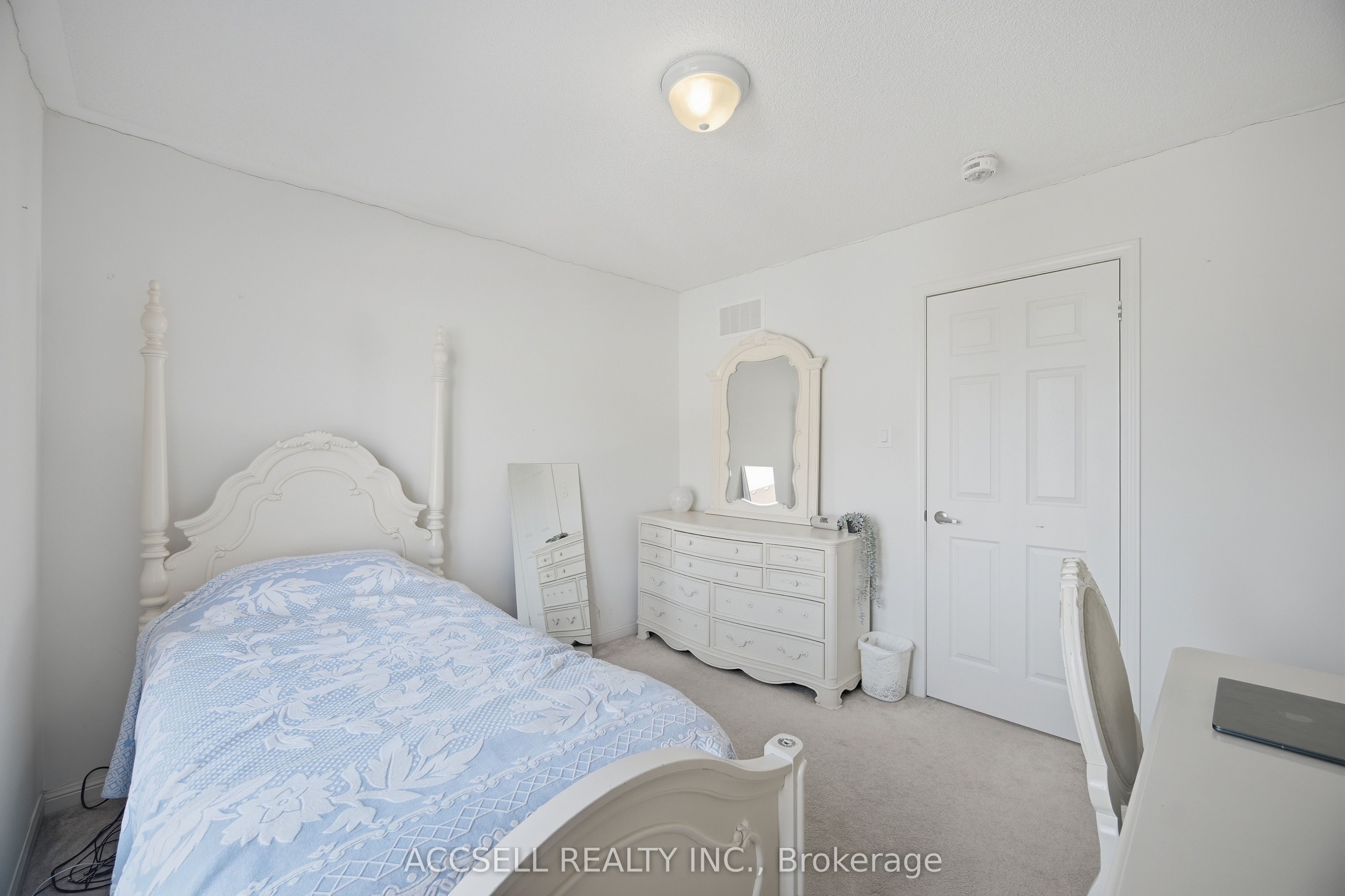 250 Sunny Meadow Boulevard 218 Property Photo 32