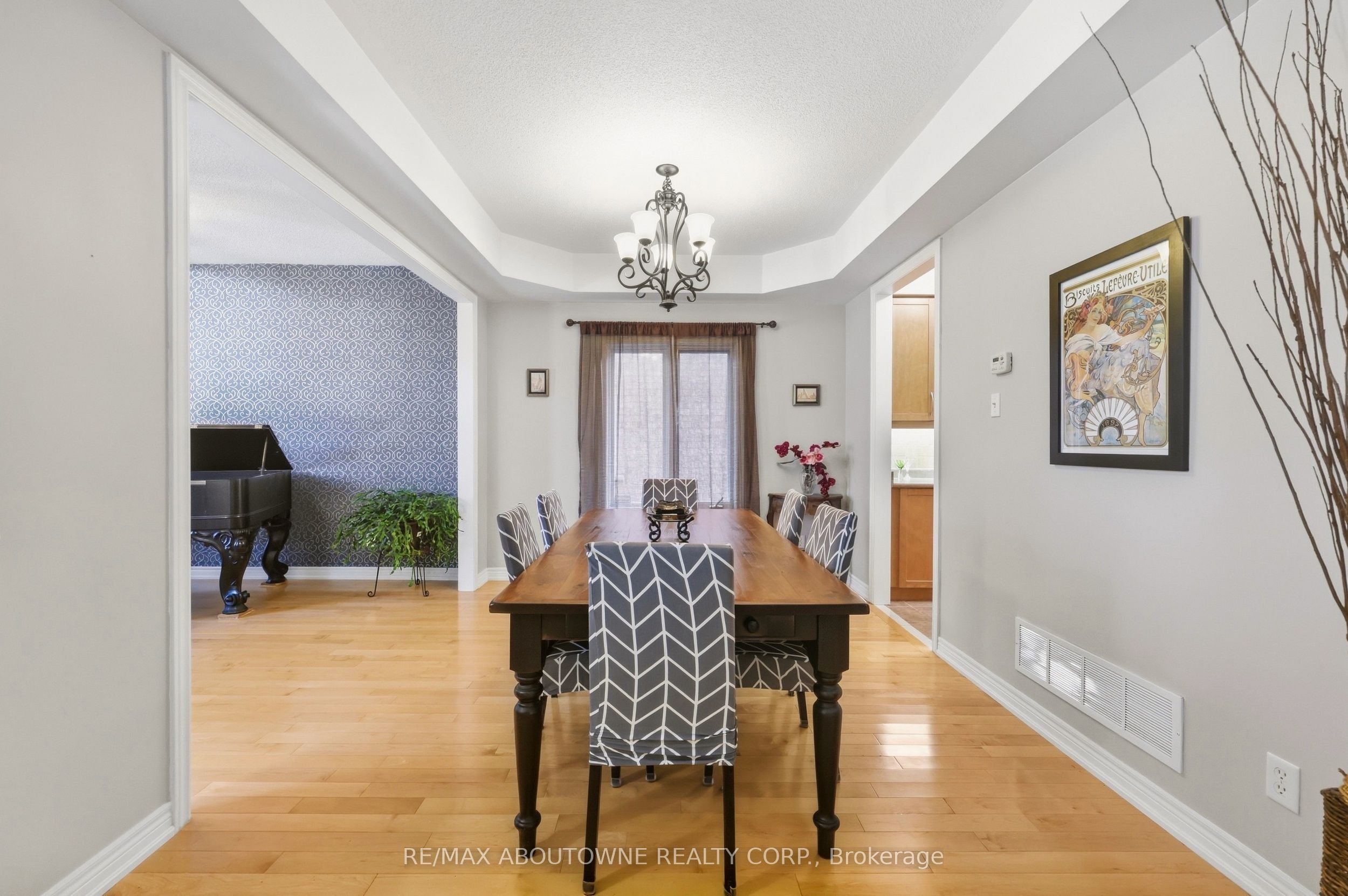 1094 Gorham Way Property Photo 26