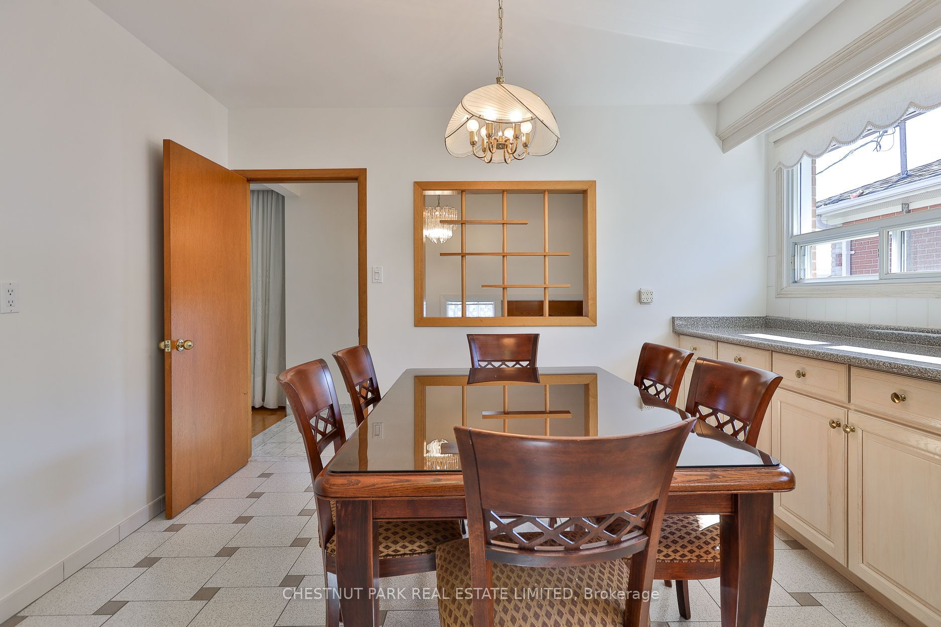 28 Charrington Crescent Property Photo 11
