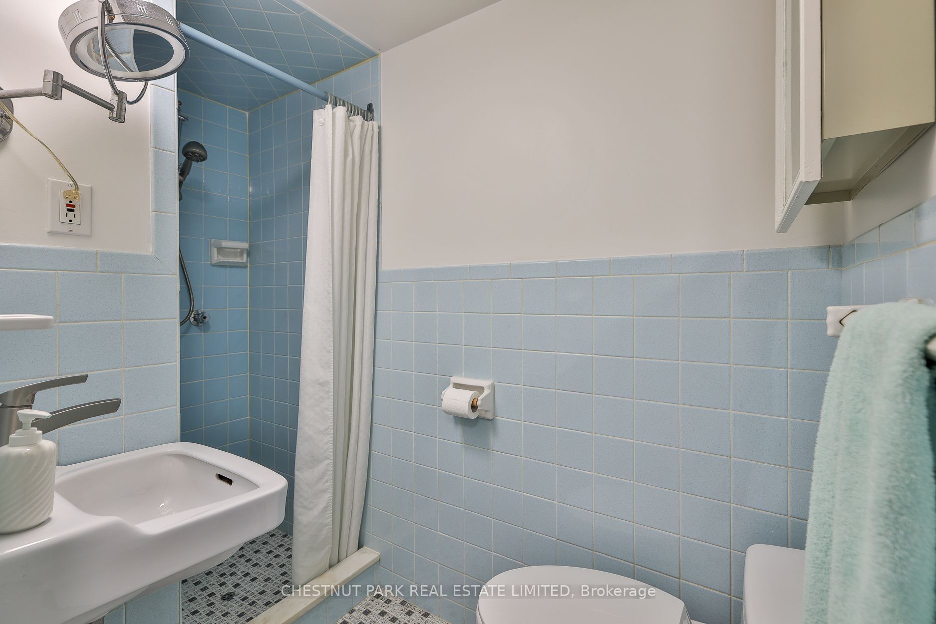 28 Charrington Crescent Property Photo 24