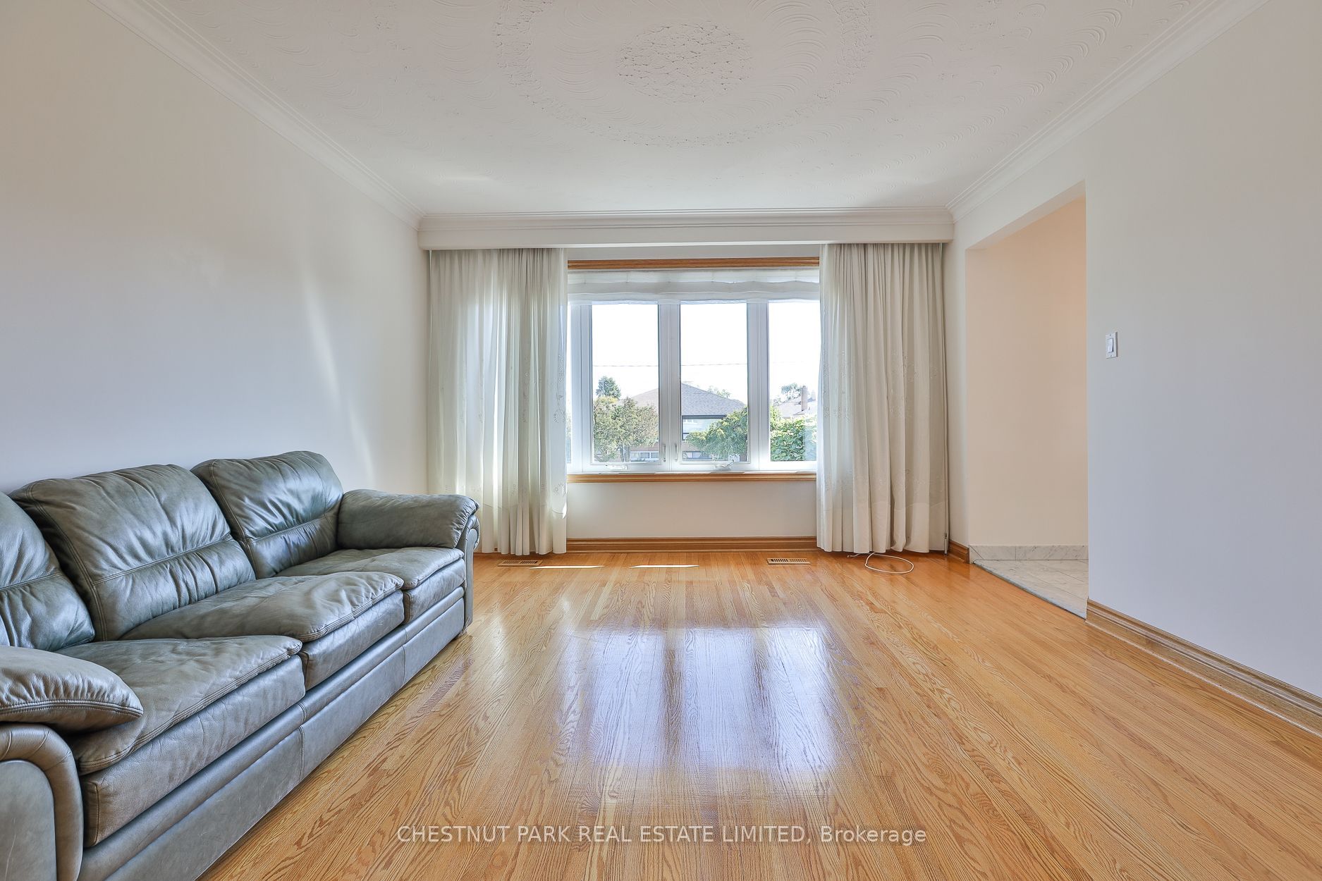 28 Charrington Crescent Property Photo 27
