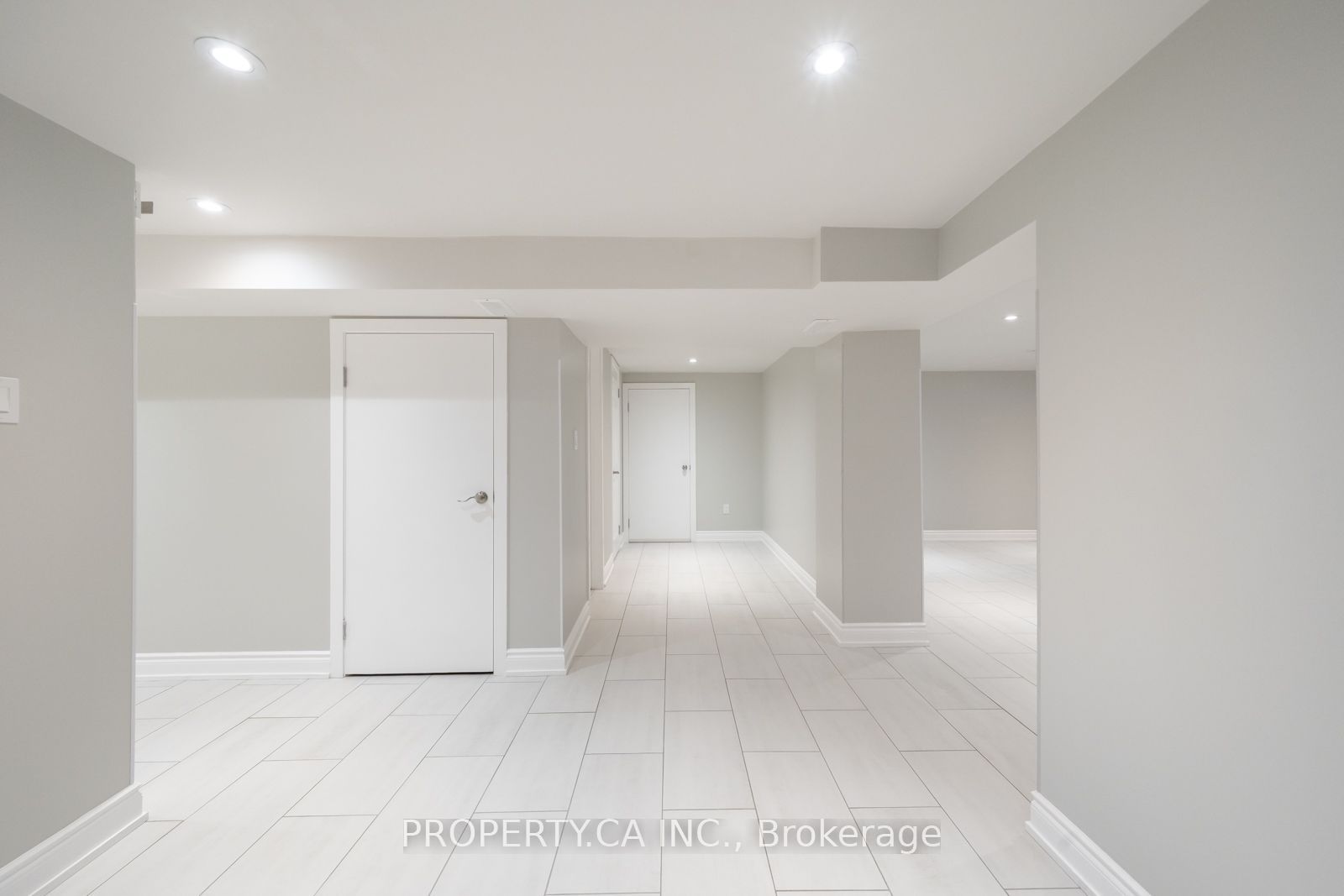 14 Alladin Avenue Bsmt Property Photo 8