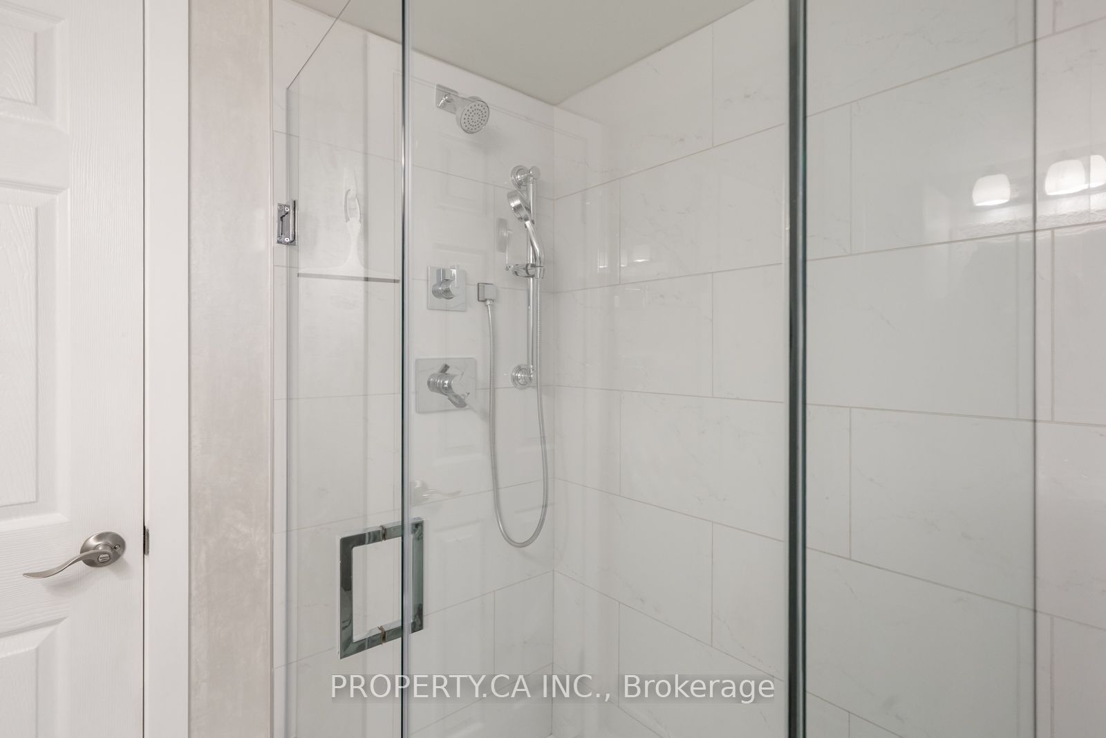 14 Alladin Avenue Bsmt Property Photo 20