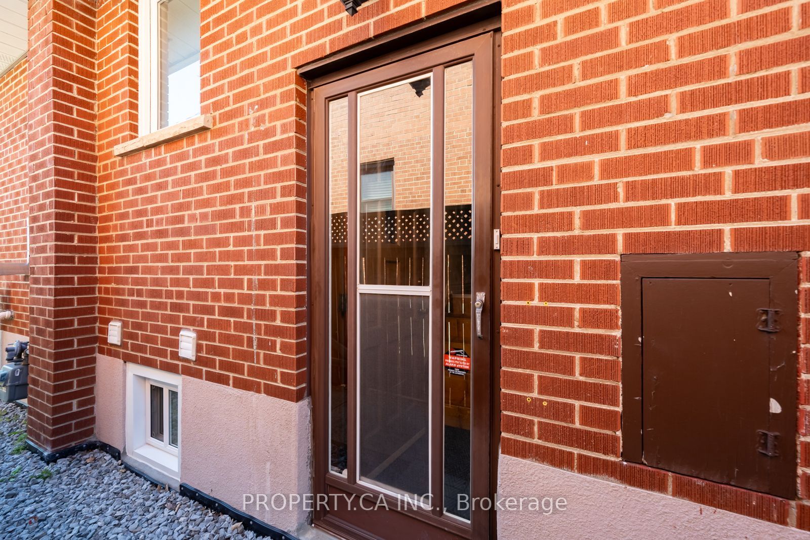 14 Alladin Avenue Bsmt Property Photo 23