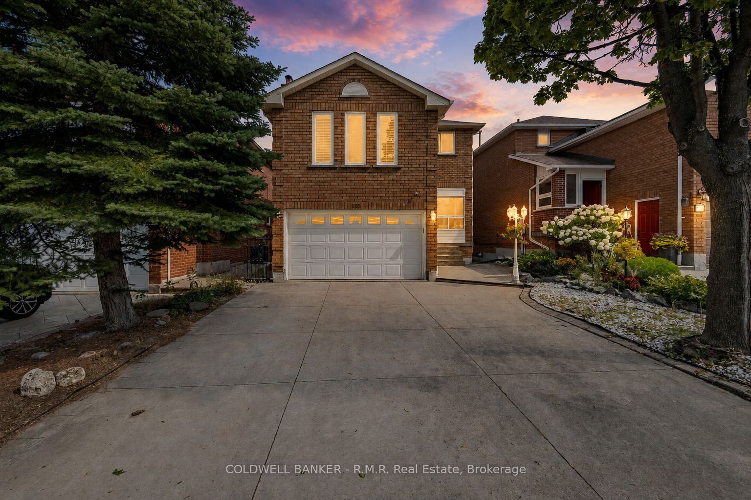 292 Ukraine Road Property Photo 1