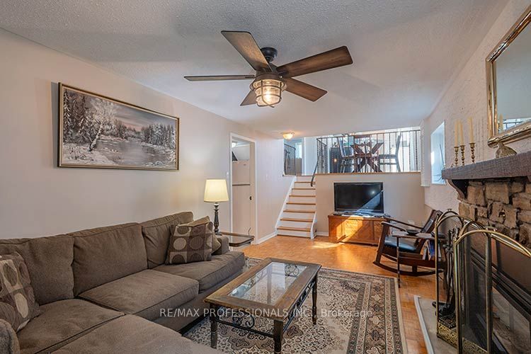 3284 Hornbeam Crescent Property Photo 17