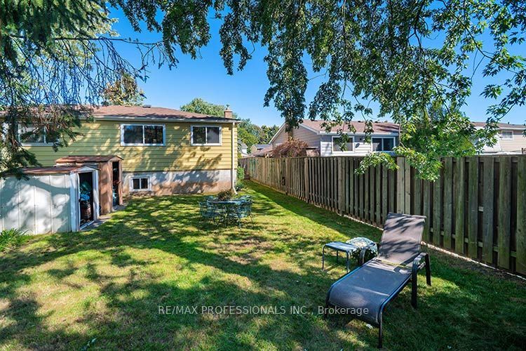 3284 Hornbeam Crescent Property Photo 31