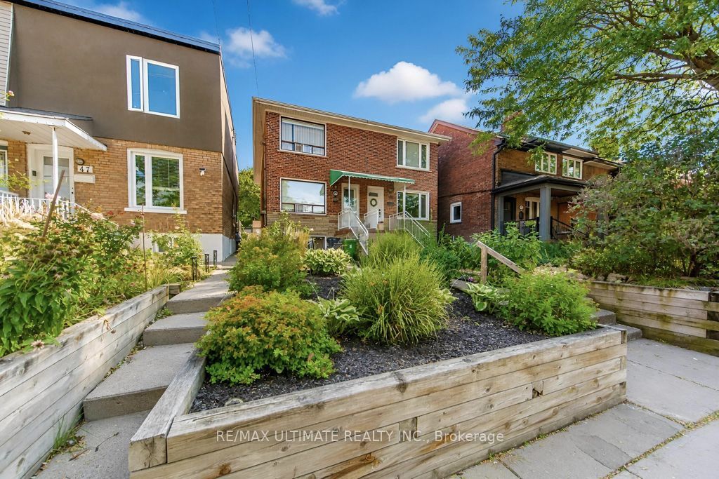 45 Mcroberts Avenue Property Photo 1