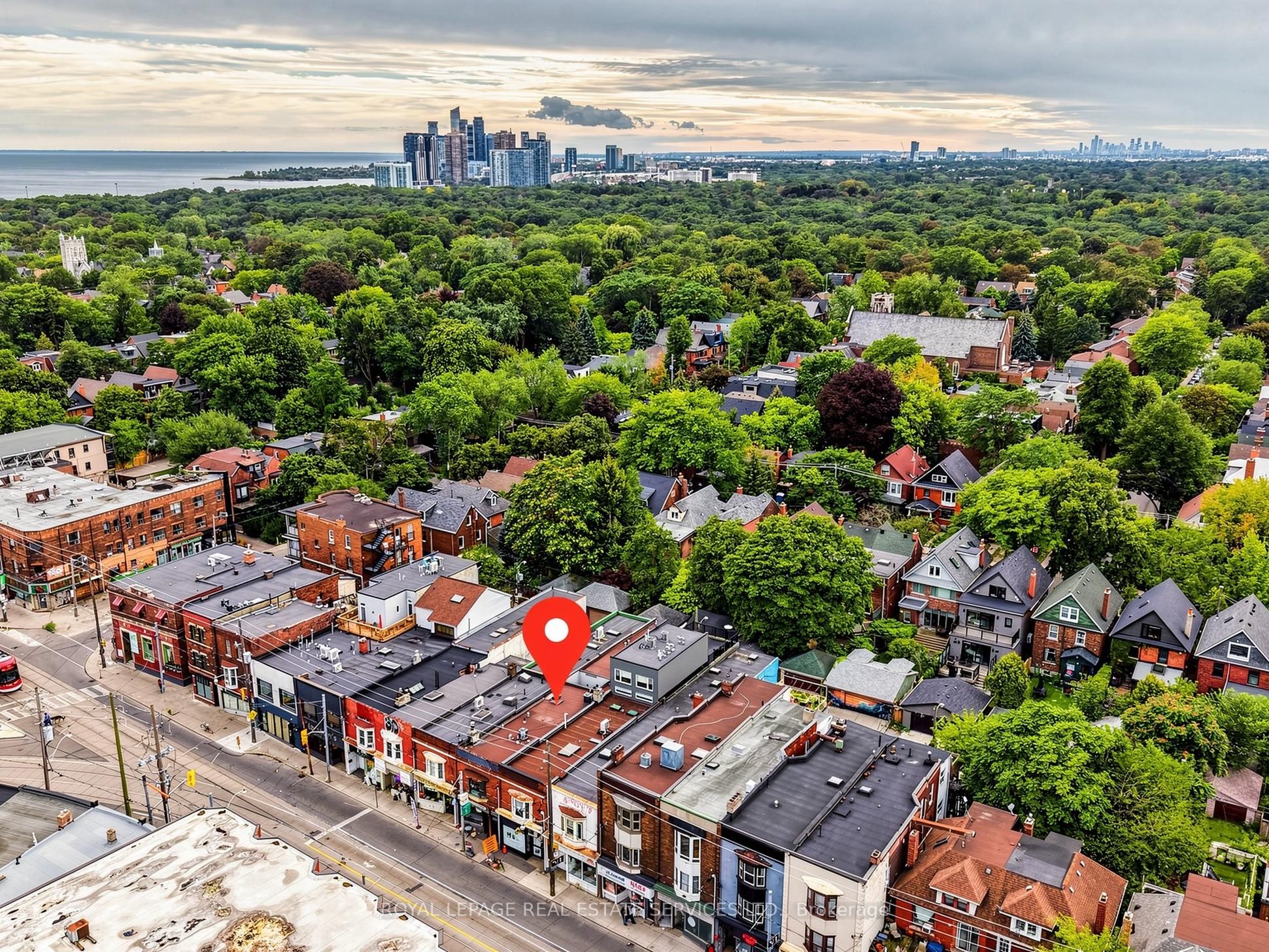 2233 Dundas Street W Property Photo 25
