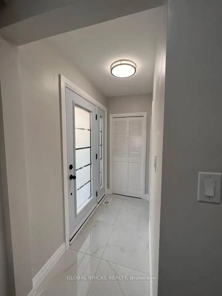 49 Argyle Crescent Upper Property Photo 1
