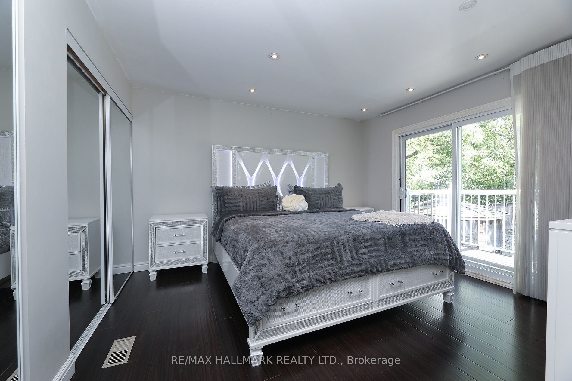 11 Brookside Drive Property Photo 10