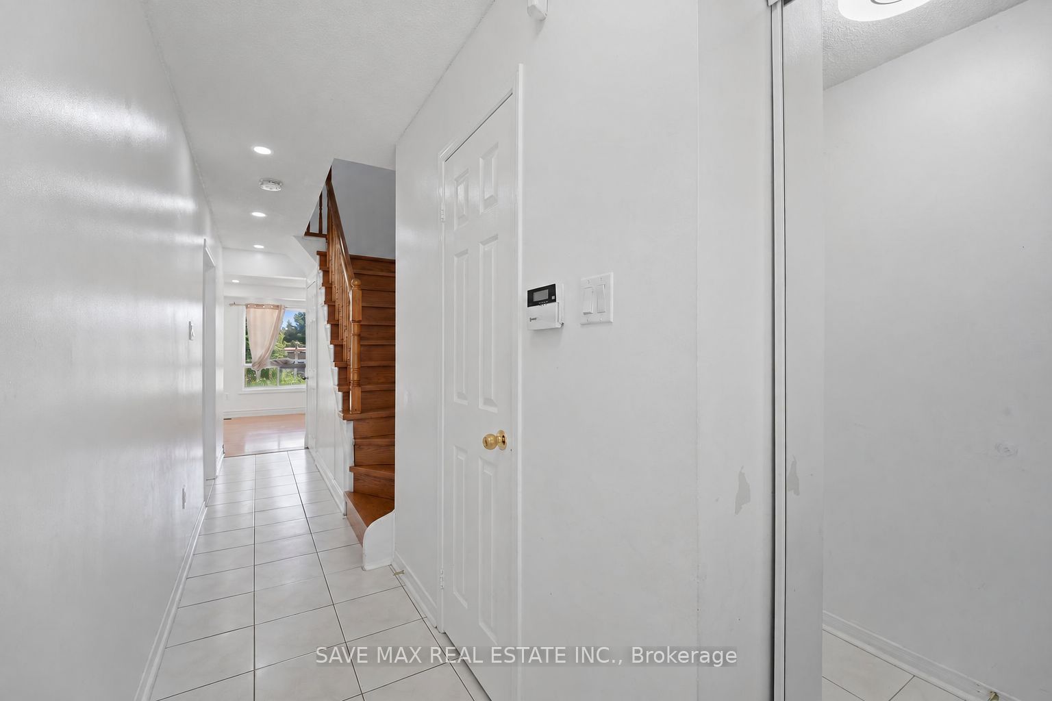 39 Caruso Drive Property Photo 2