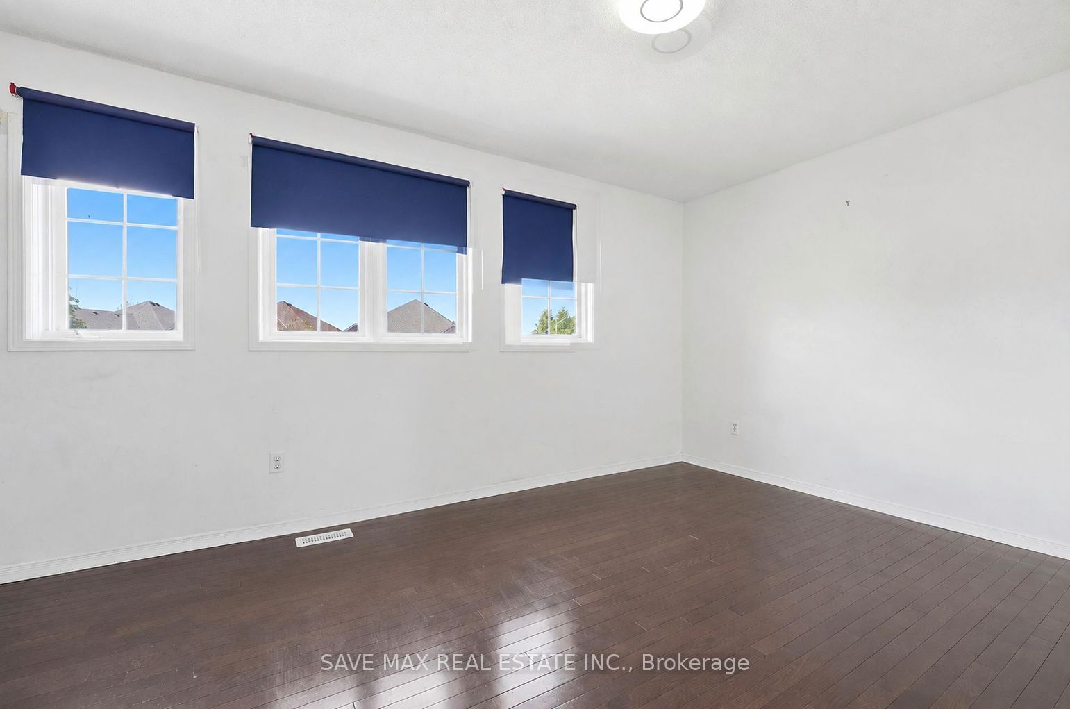39 Caruso Drive Property Photo 9