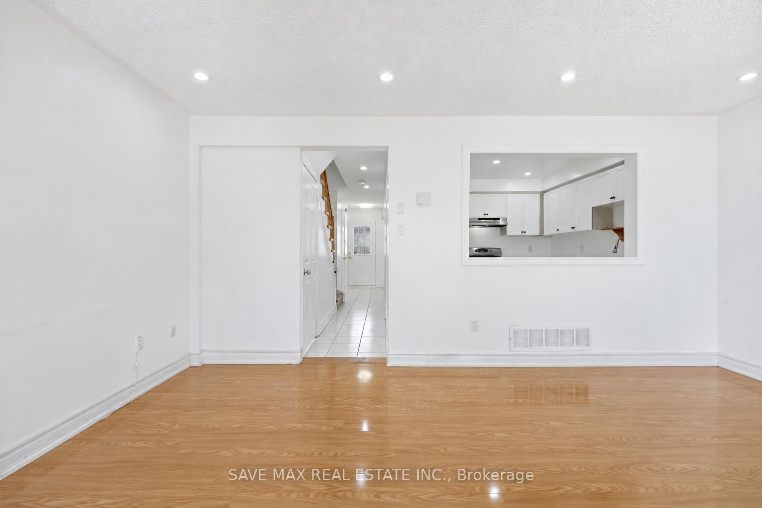 39 Caruso Drive Property Photo 13