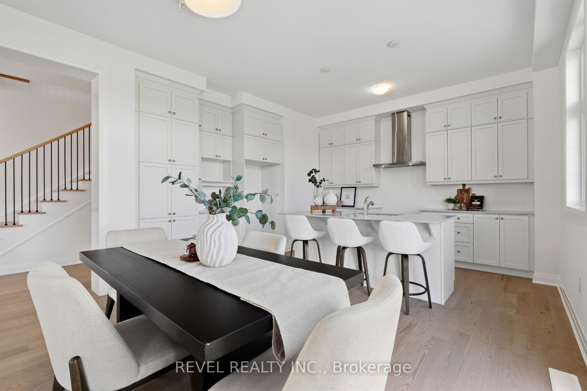 1489 Whitlock Avenue Property Photo 12