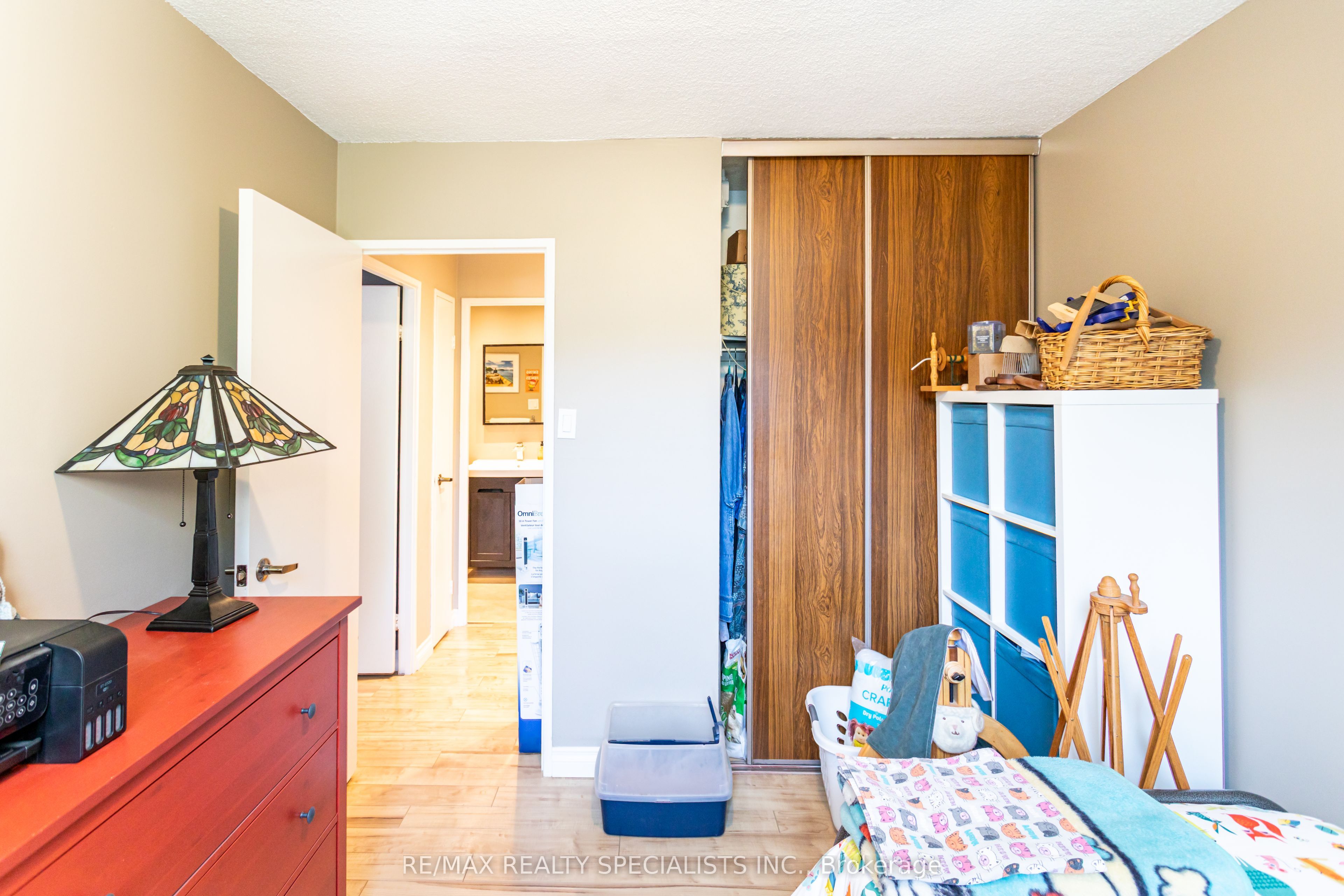 966 Inverhouse Drive 410 Property Photo 23