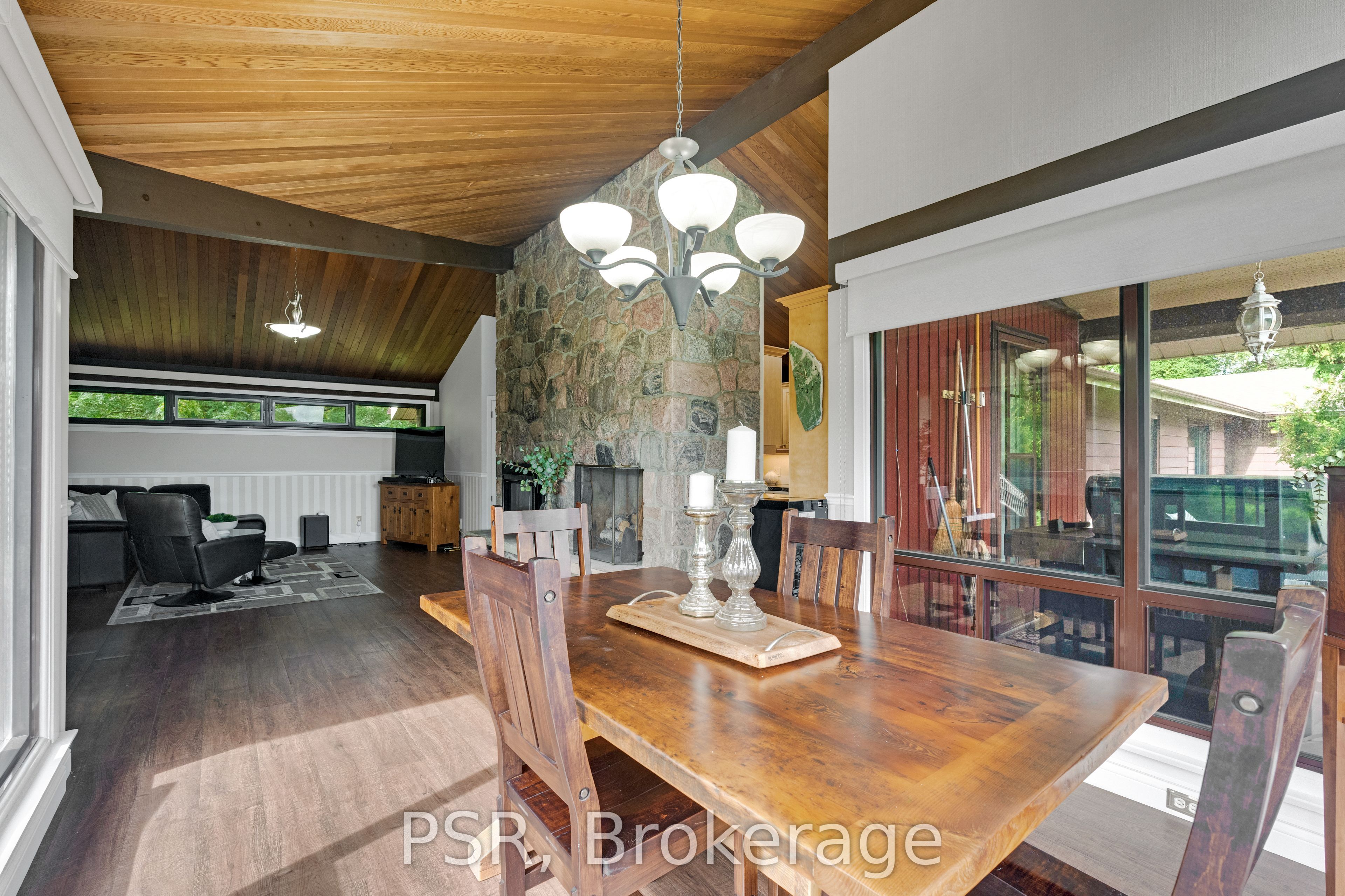 7191 Castlederg Side Road Property Photo 3