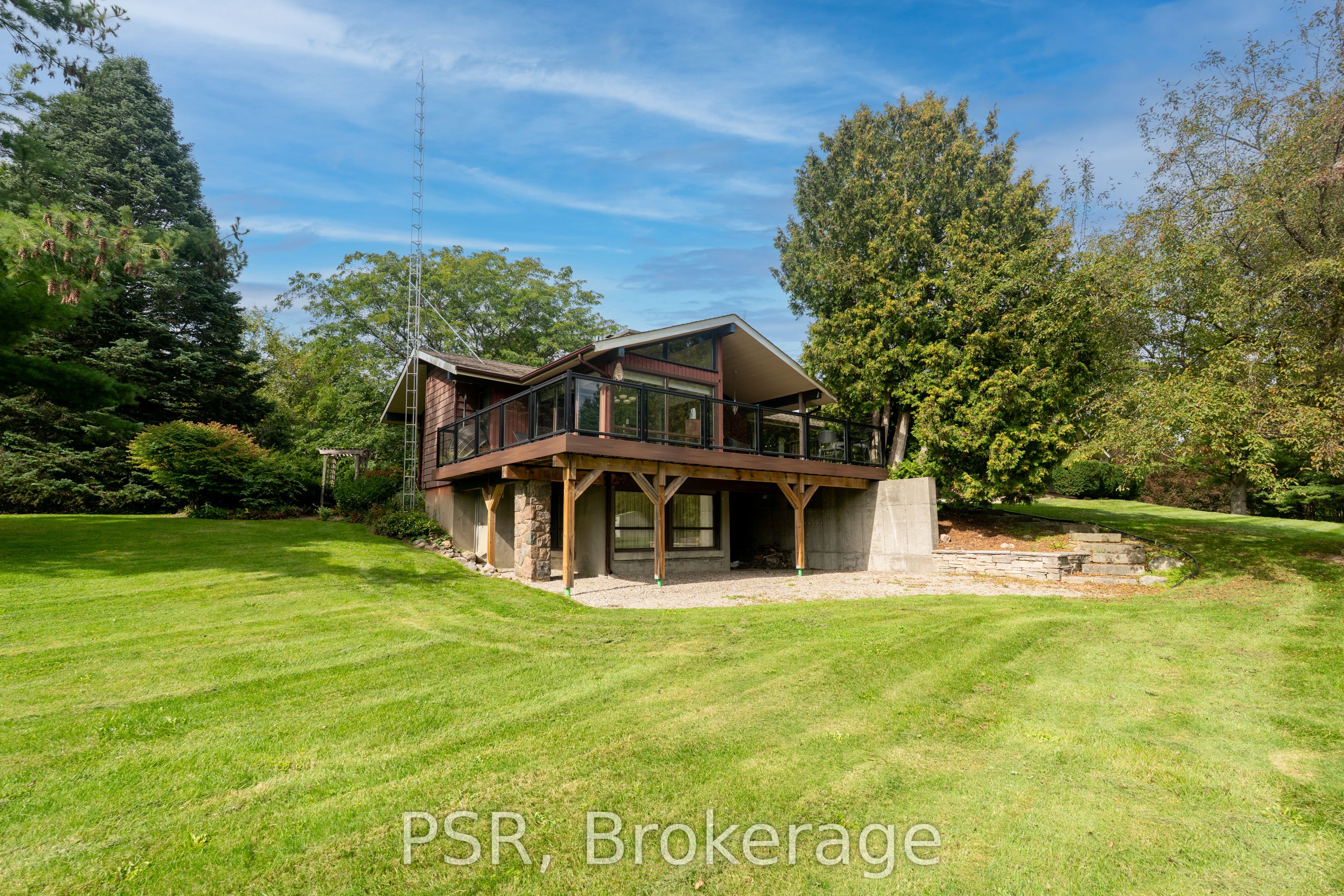 7191 Castlederg Side Road Property Photo 10