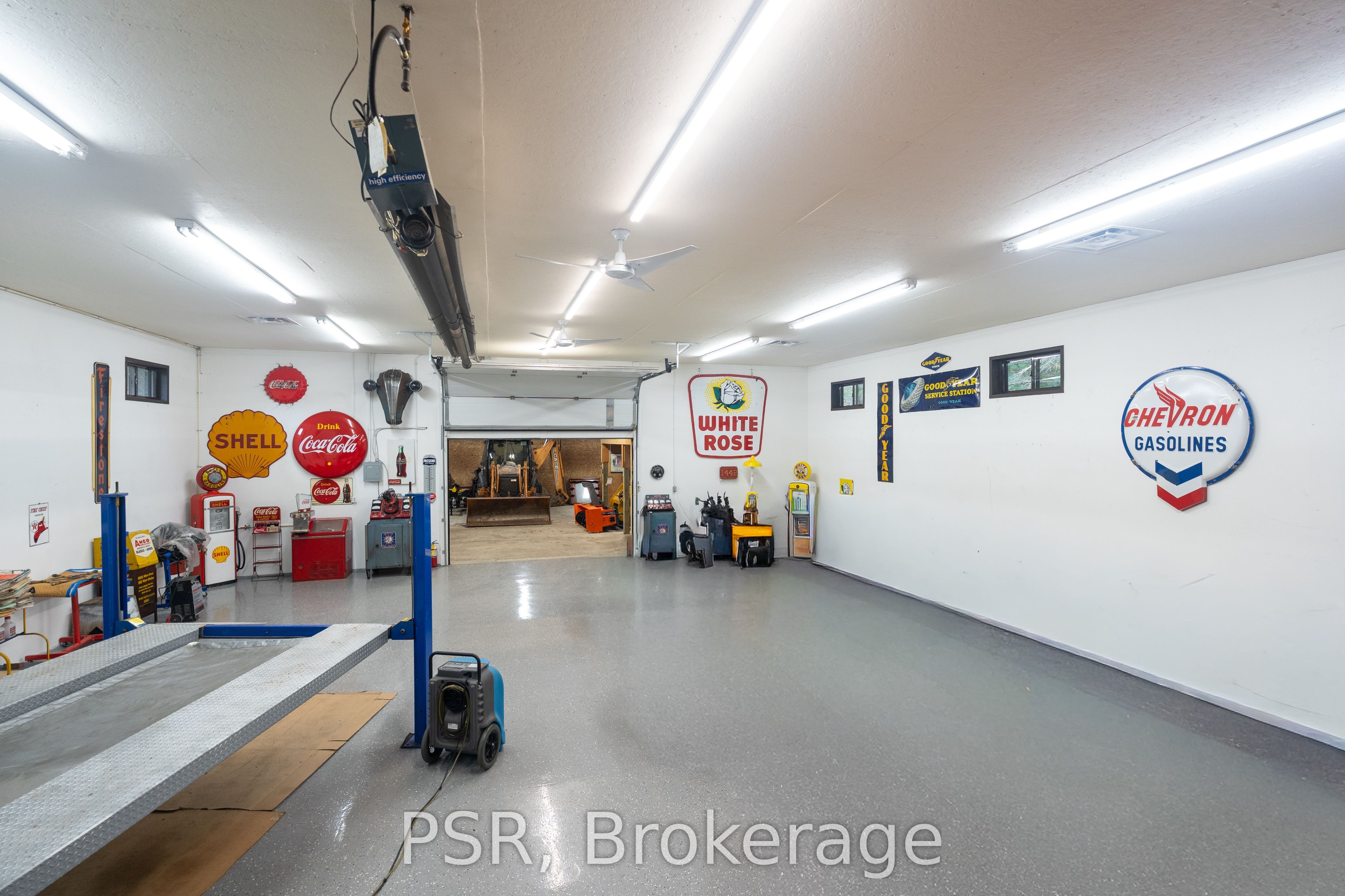 7191 Castlederg Side Road Property Photo 18