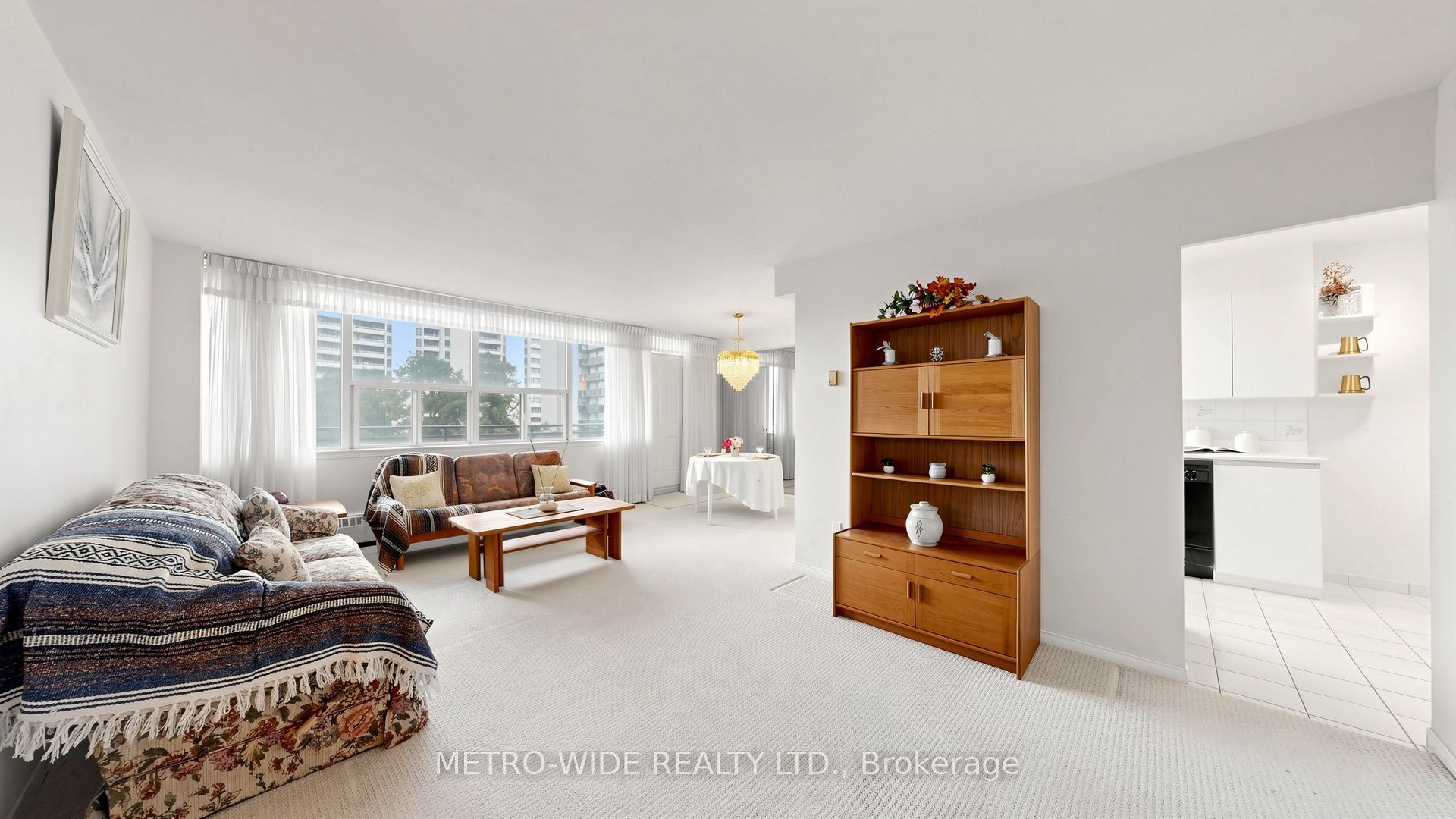155 Marlee Avenue 601 Property Photo 11