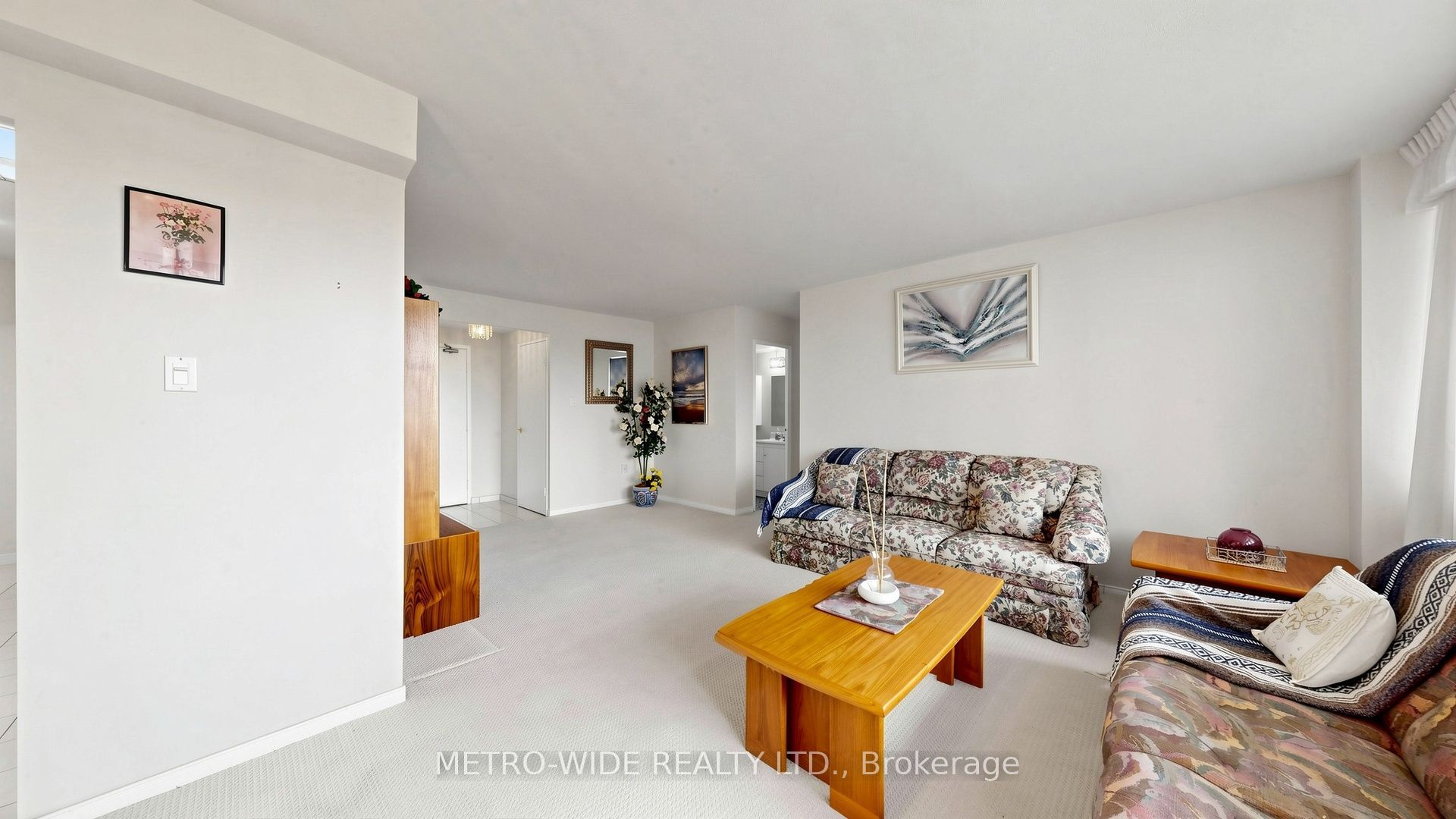 155 Marlee Avenue 601 Property Photo 12