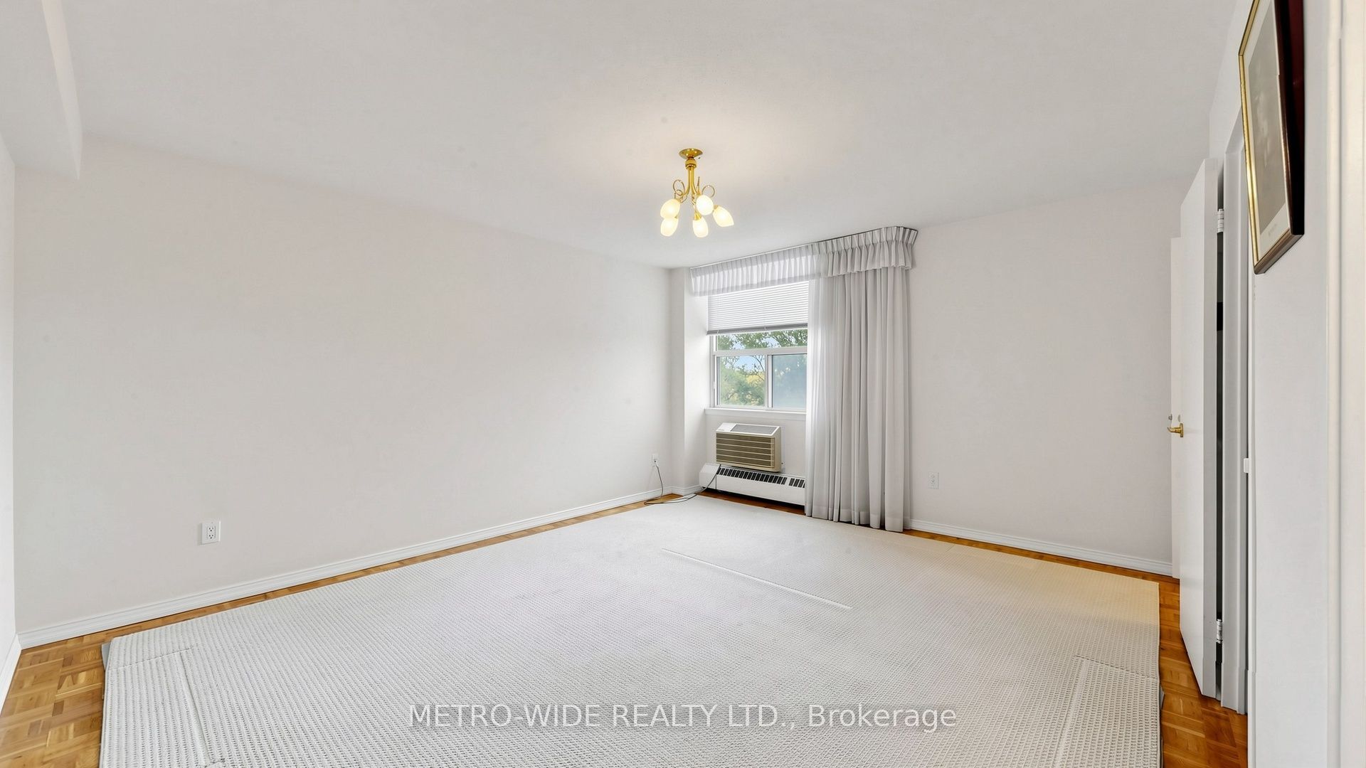 155 Marlee Avenue 601 Property Photo 22