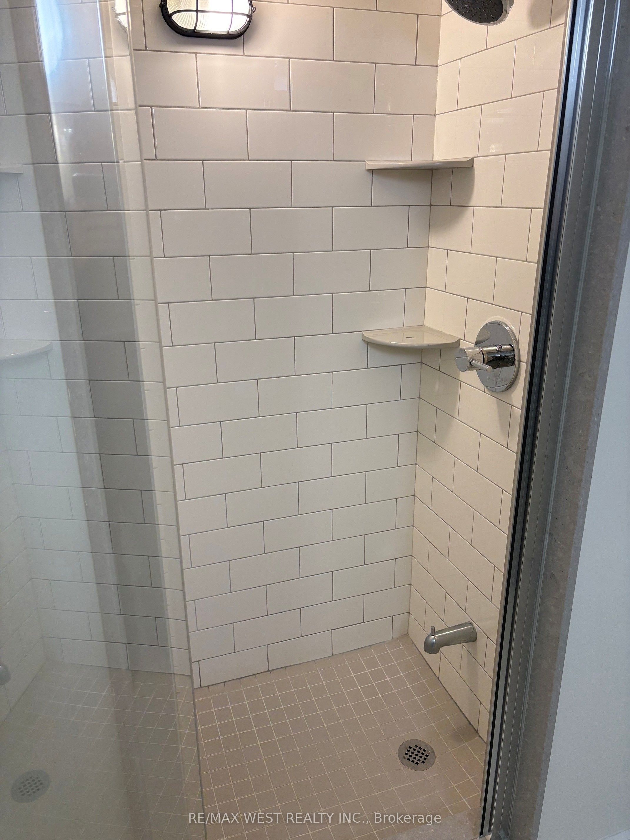 23 Sellmar Road Property Photo 19