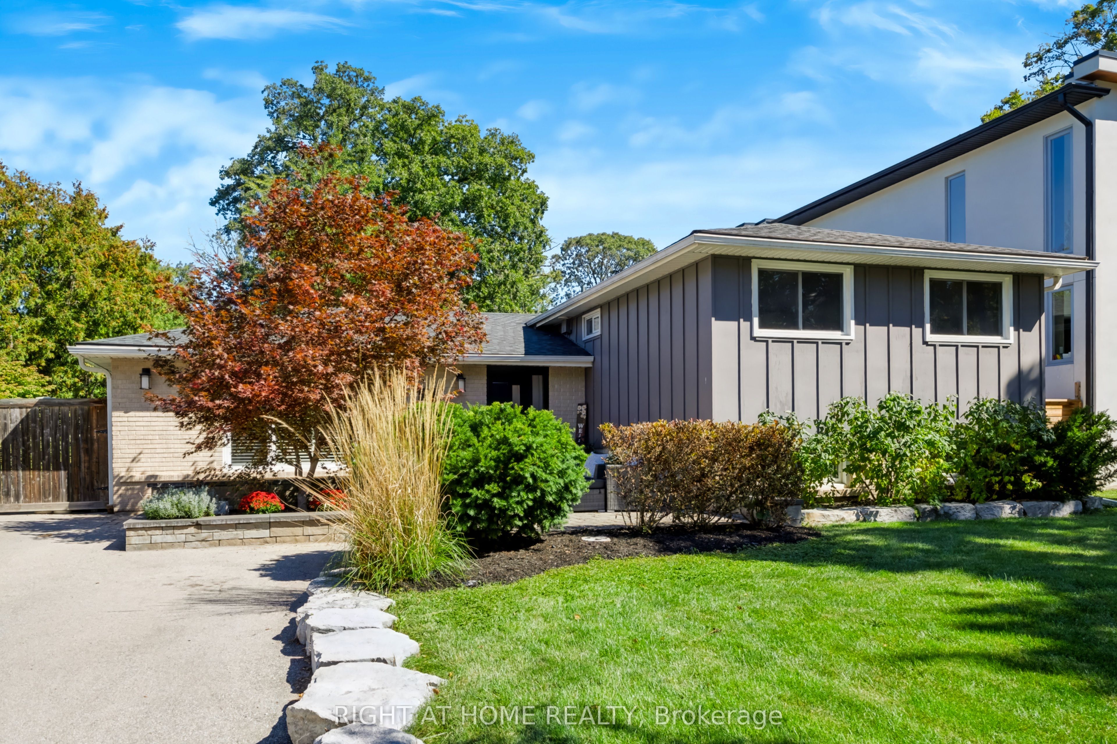 493 Forestwood Crescent