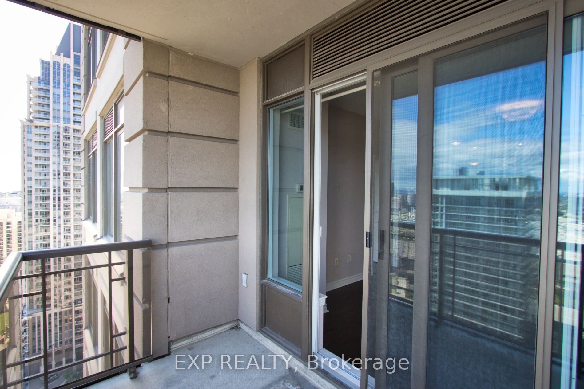 385 Prince Of Wales Drive 2304 Property Photo 14