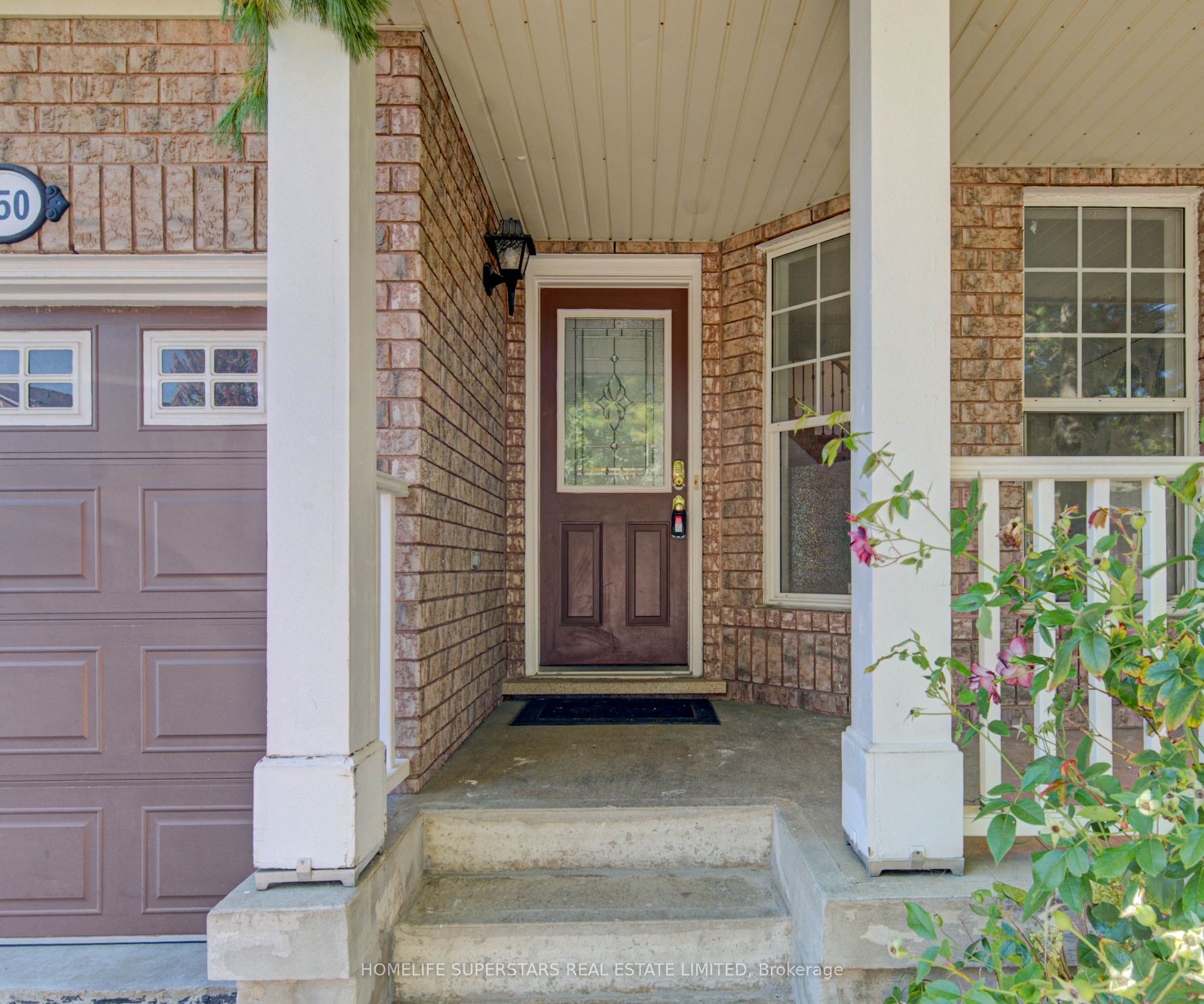 750 Irving Terrace Property Photo 3
