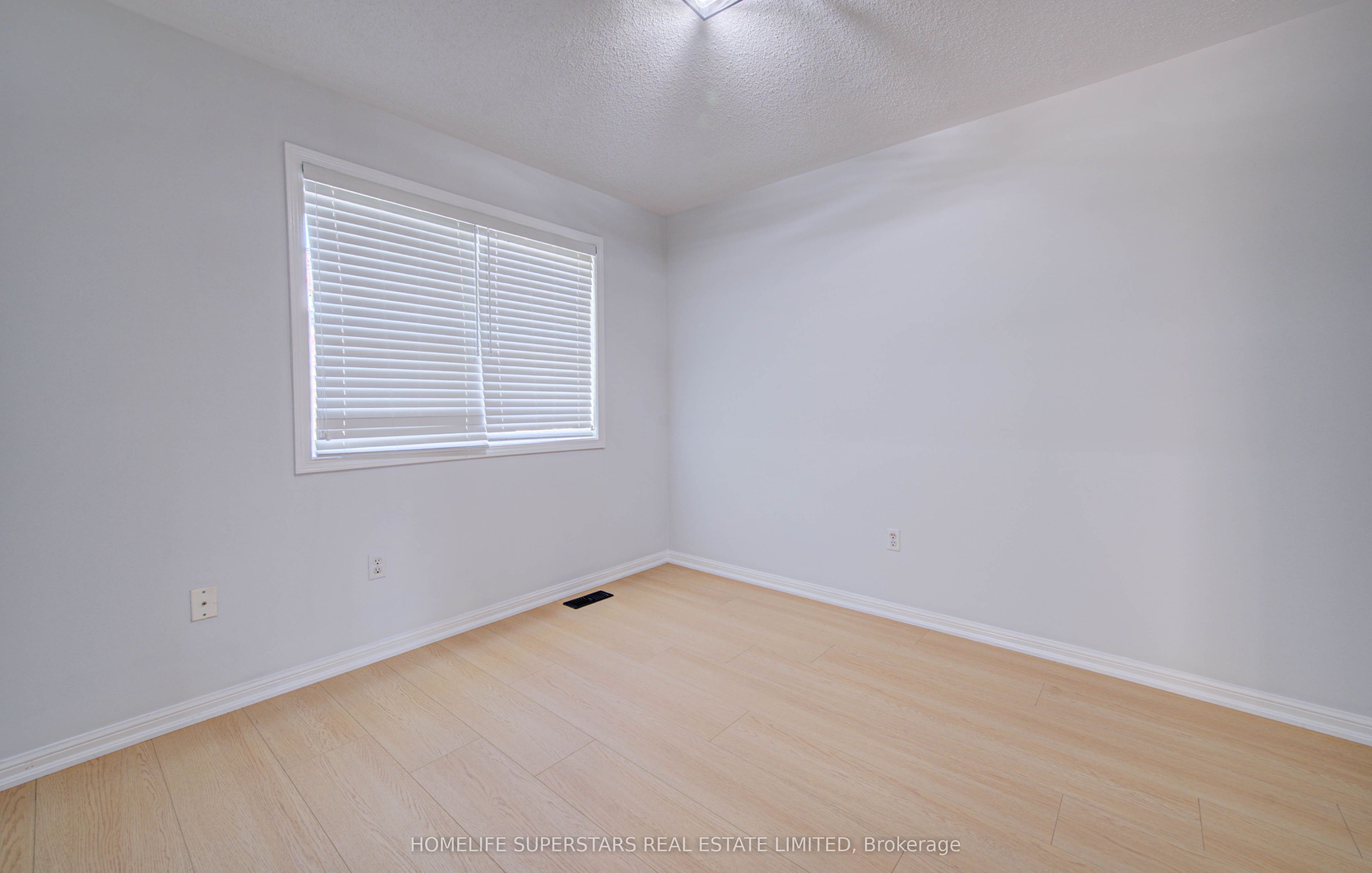 750 Irving Terrace Property Photo 30