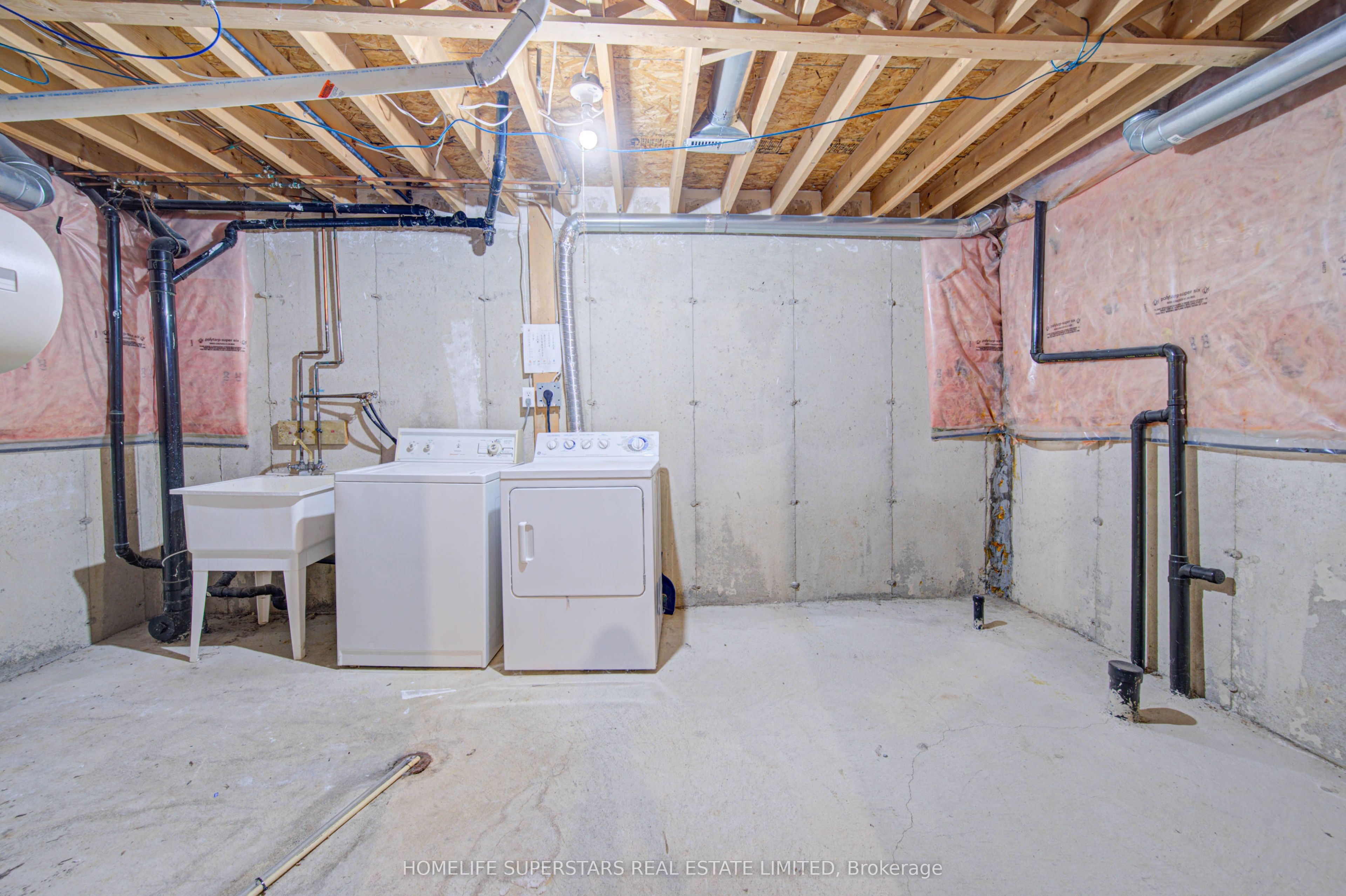 750 Irving Terrace Property Photo 35