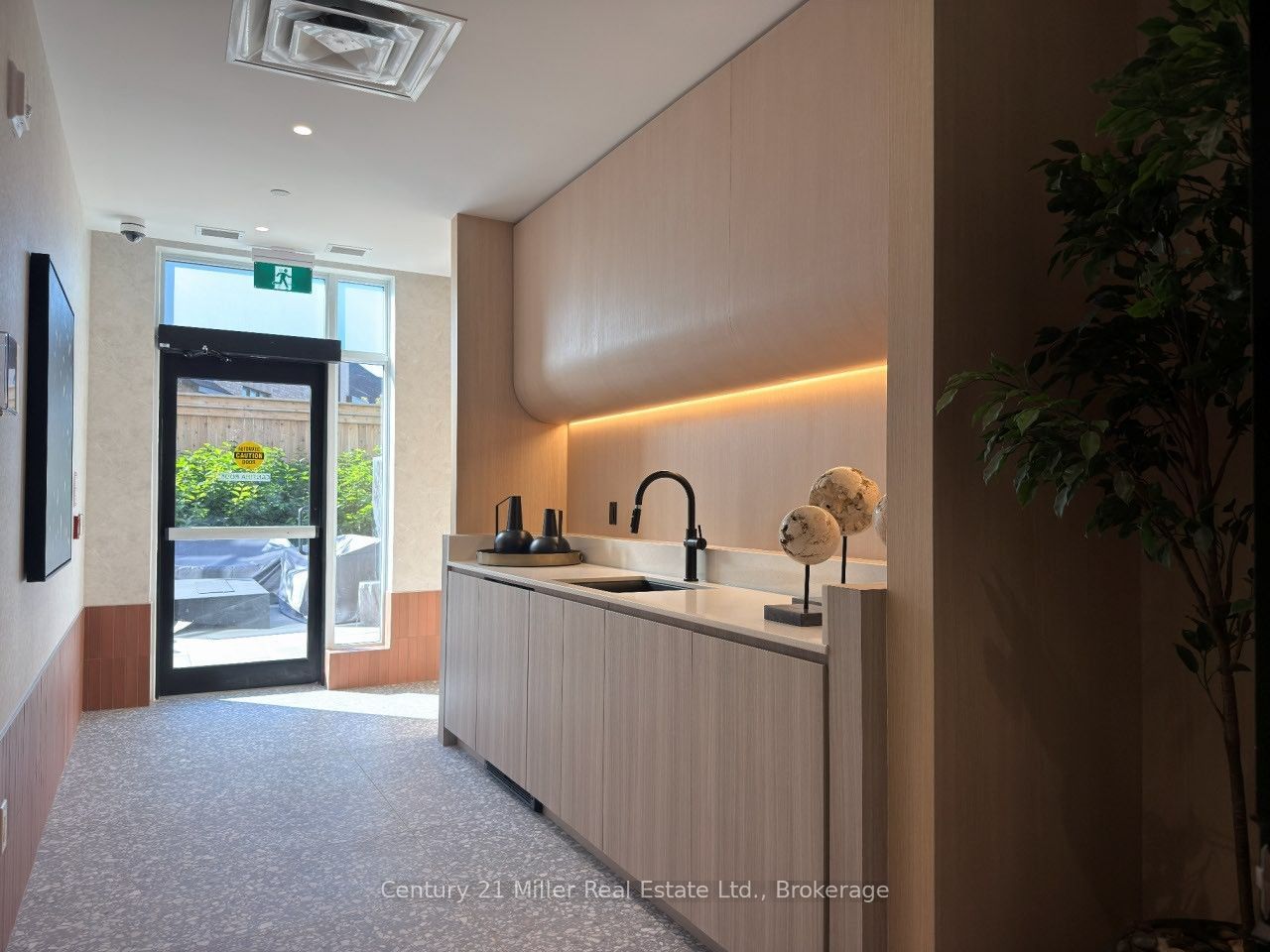 3008 William Cutmore Boulevard 321 Property Photo 19