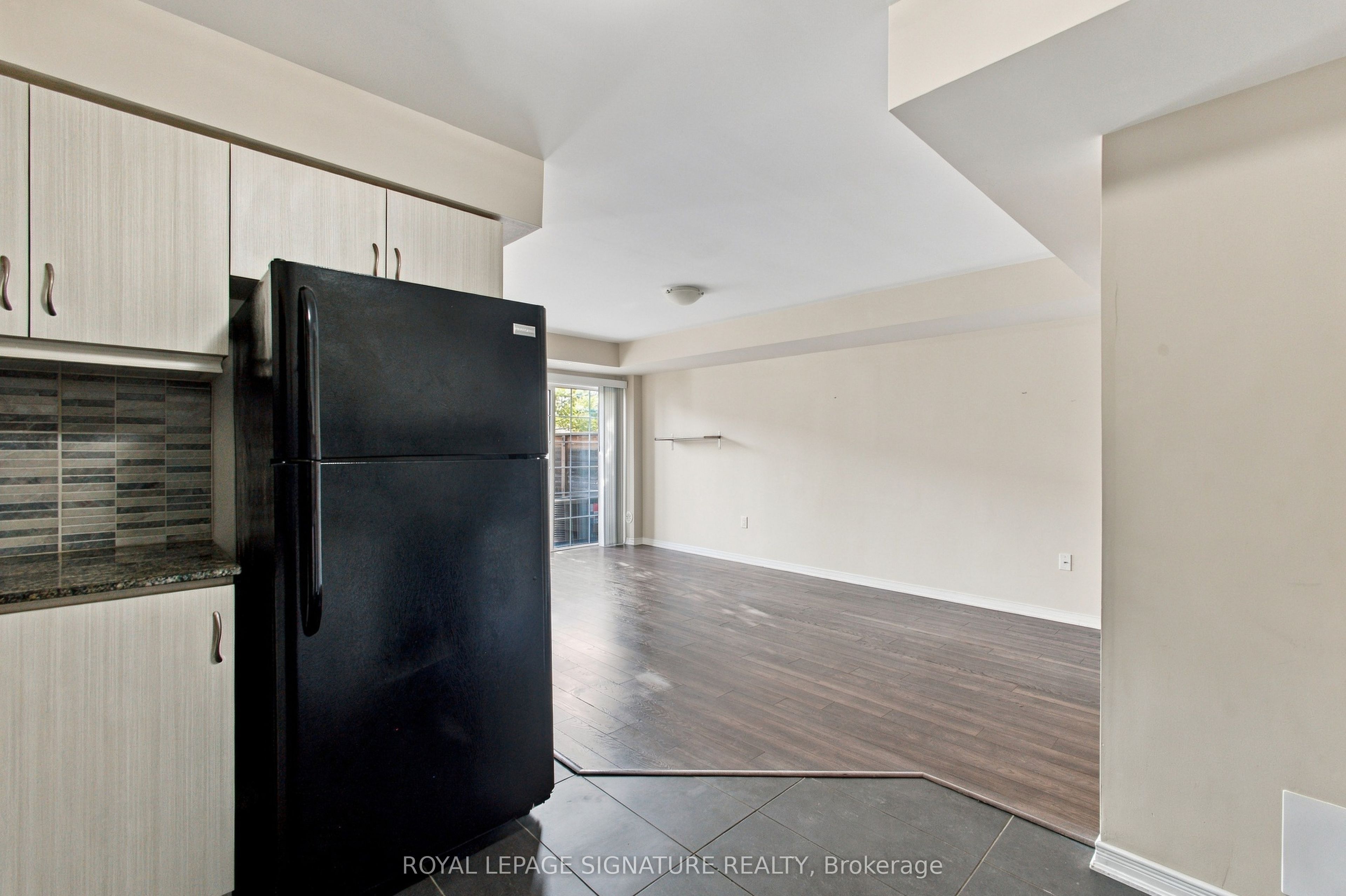 2441 Greenwich Drive 61 Property Photo 19