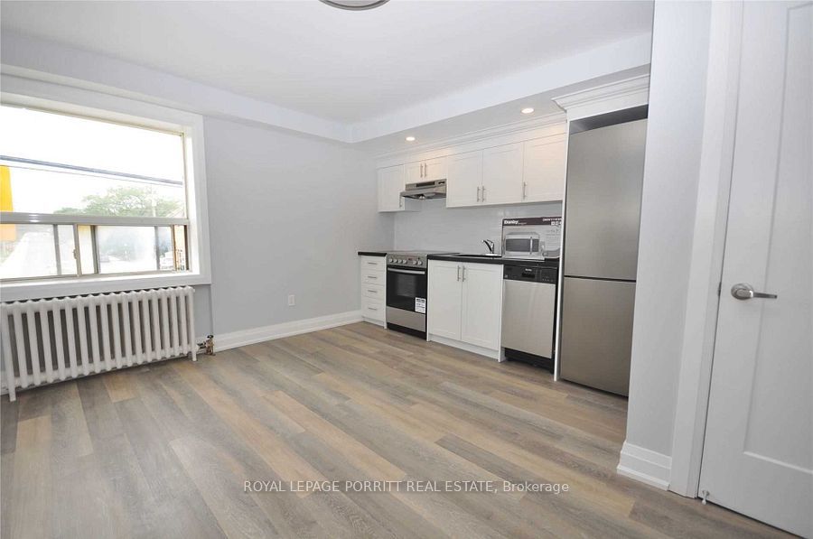 3465 Lake Shore Boulevard W 5 Property Photo 2