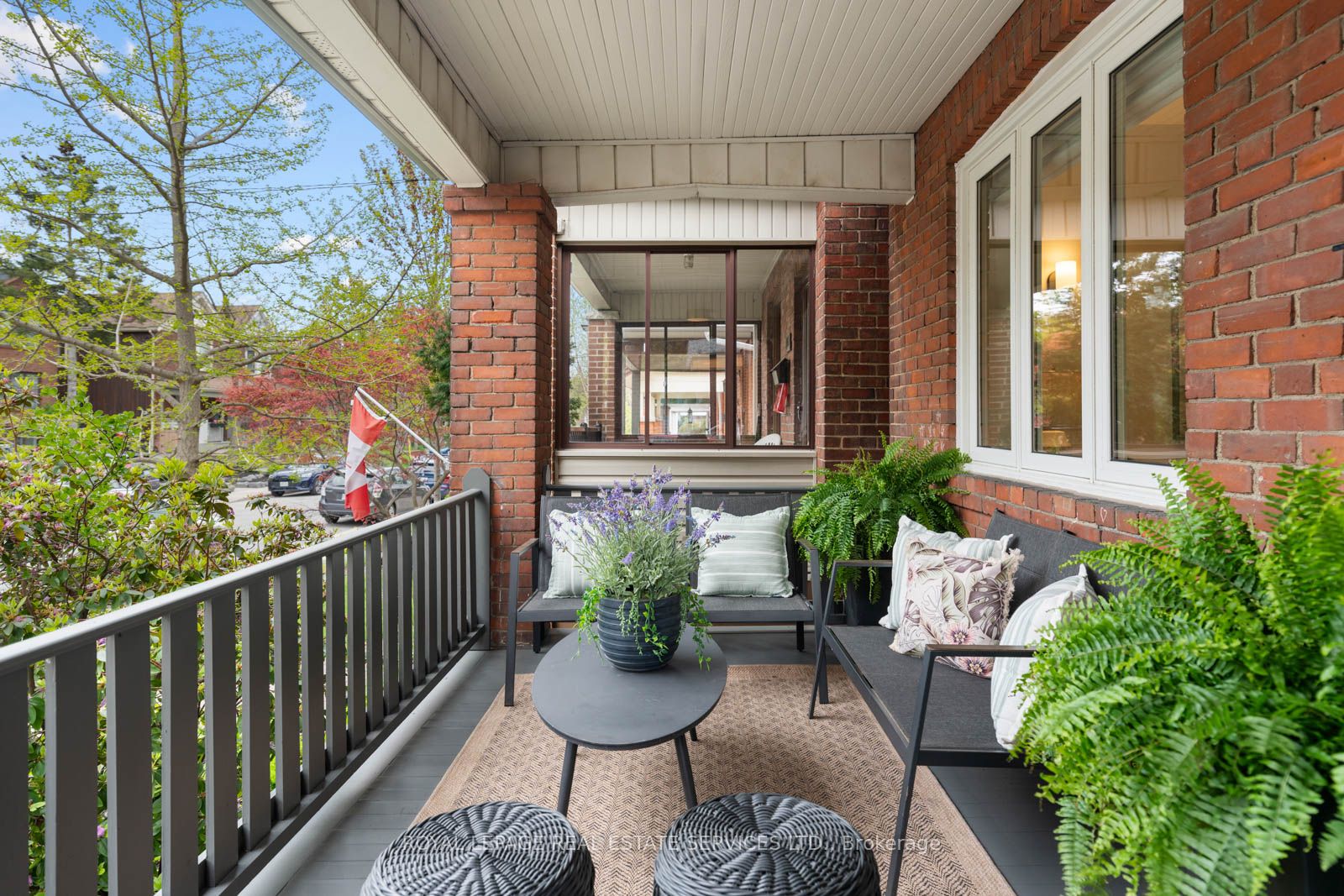 494 Durie Street Property Photo 5